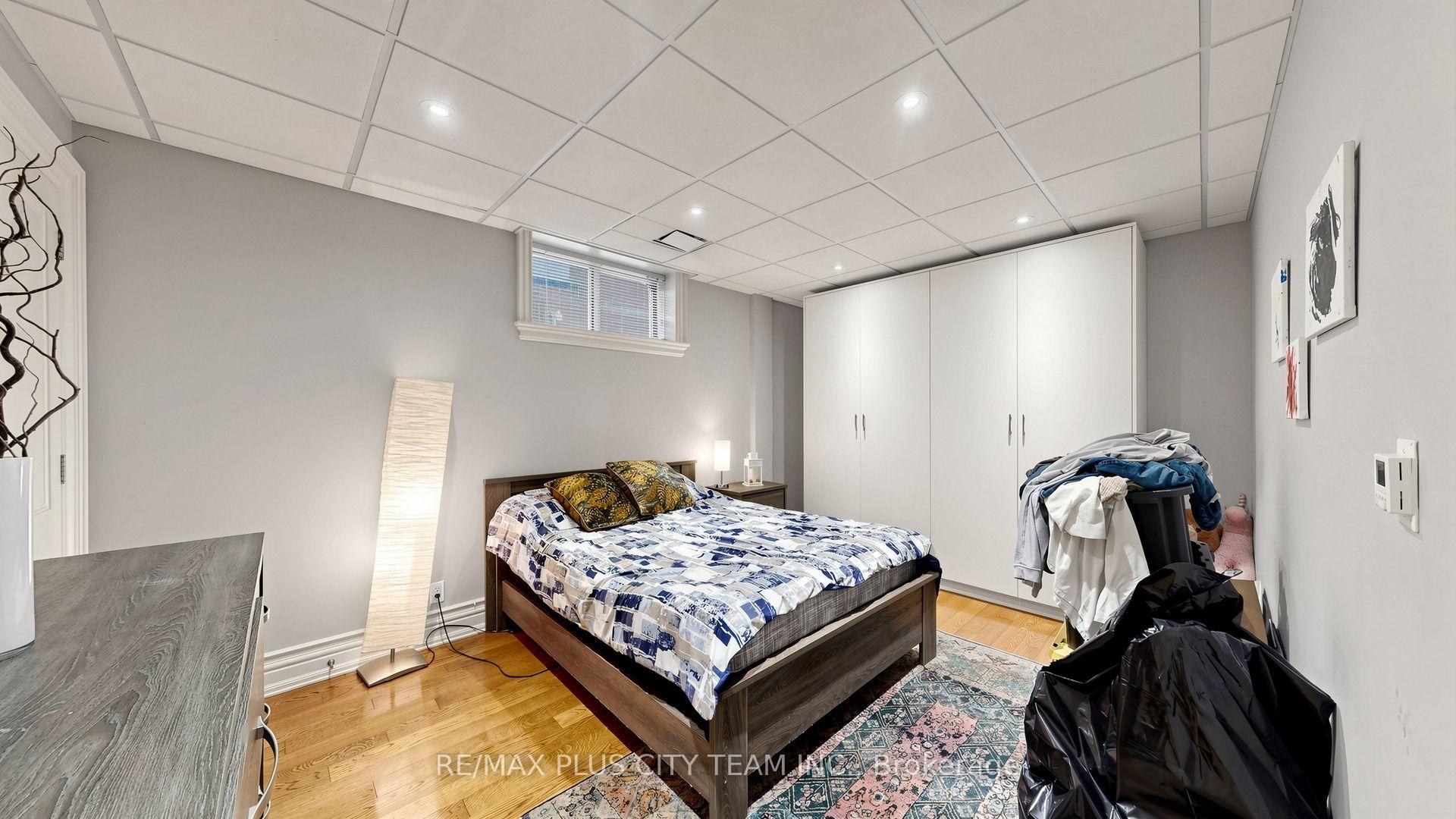 Photo 36 of 50 Bonnyview Drive, Etobicoke, Stonegate-Queensway — HOMEH