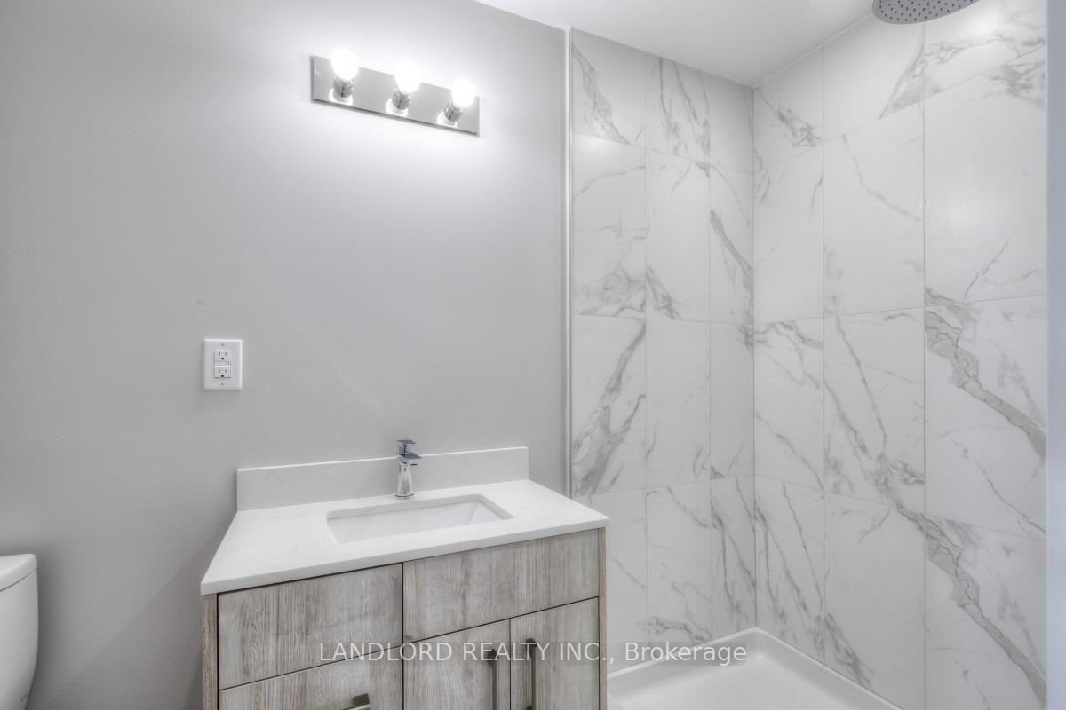 Photo 11 of Unit 3, 53 Rockcliffe Boulevard, Toronto, Rockcliffe-Smythe — HOMEH