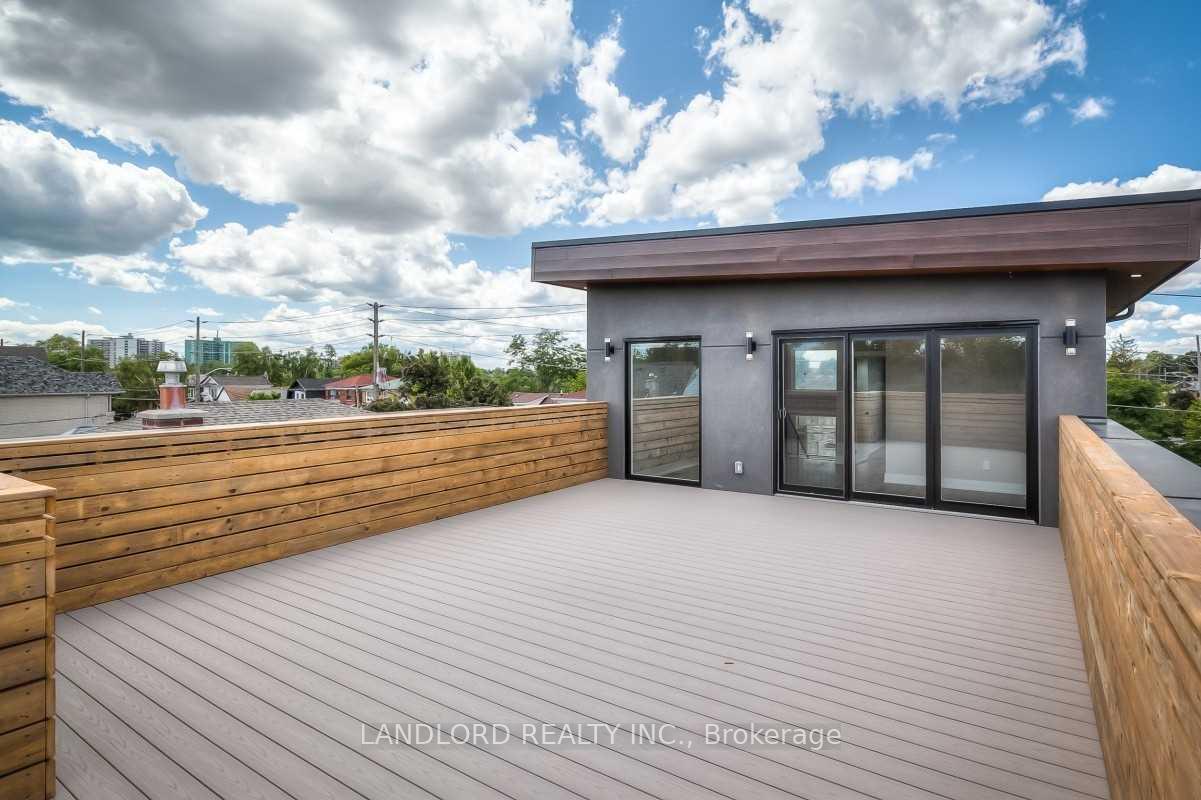 Photo 15 of Unit 3, 53 Rockcliffe Boulevard, Toronto, Rockcliffe-Smythe — HOMEH