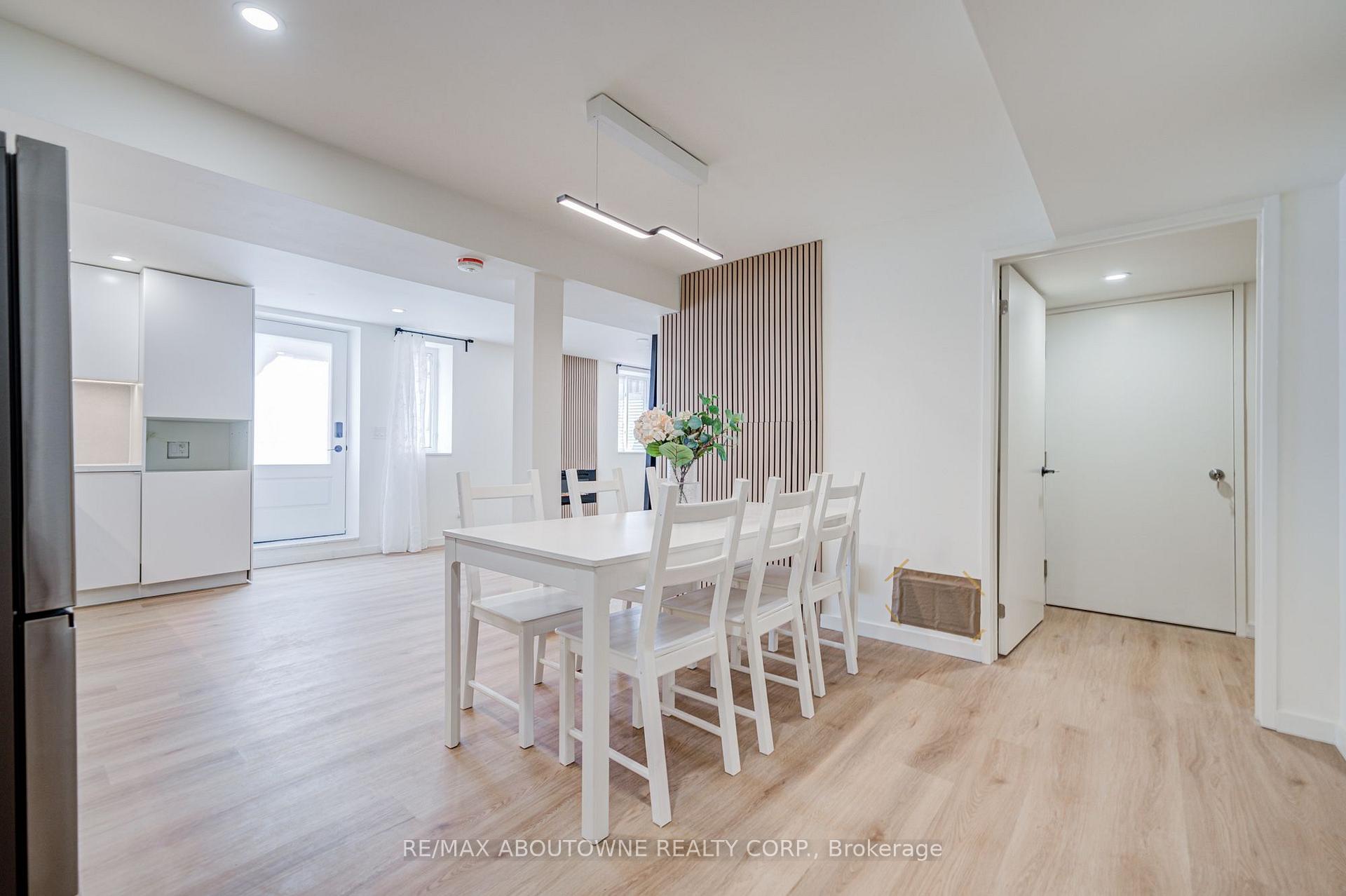 Photo 21 of Unit Lower, 1108 Notley Crescent, Oakville, Glen Abbey — HOMEH