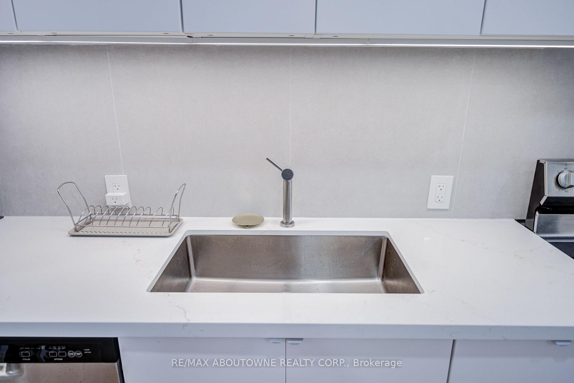 Photo 24 of Unit Lower, 1108 Notley Crescent, Oakville, Glen Abbey — HOMEH