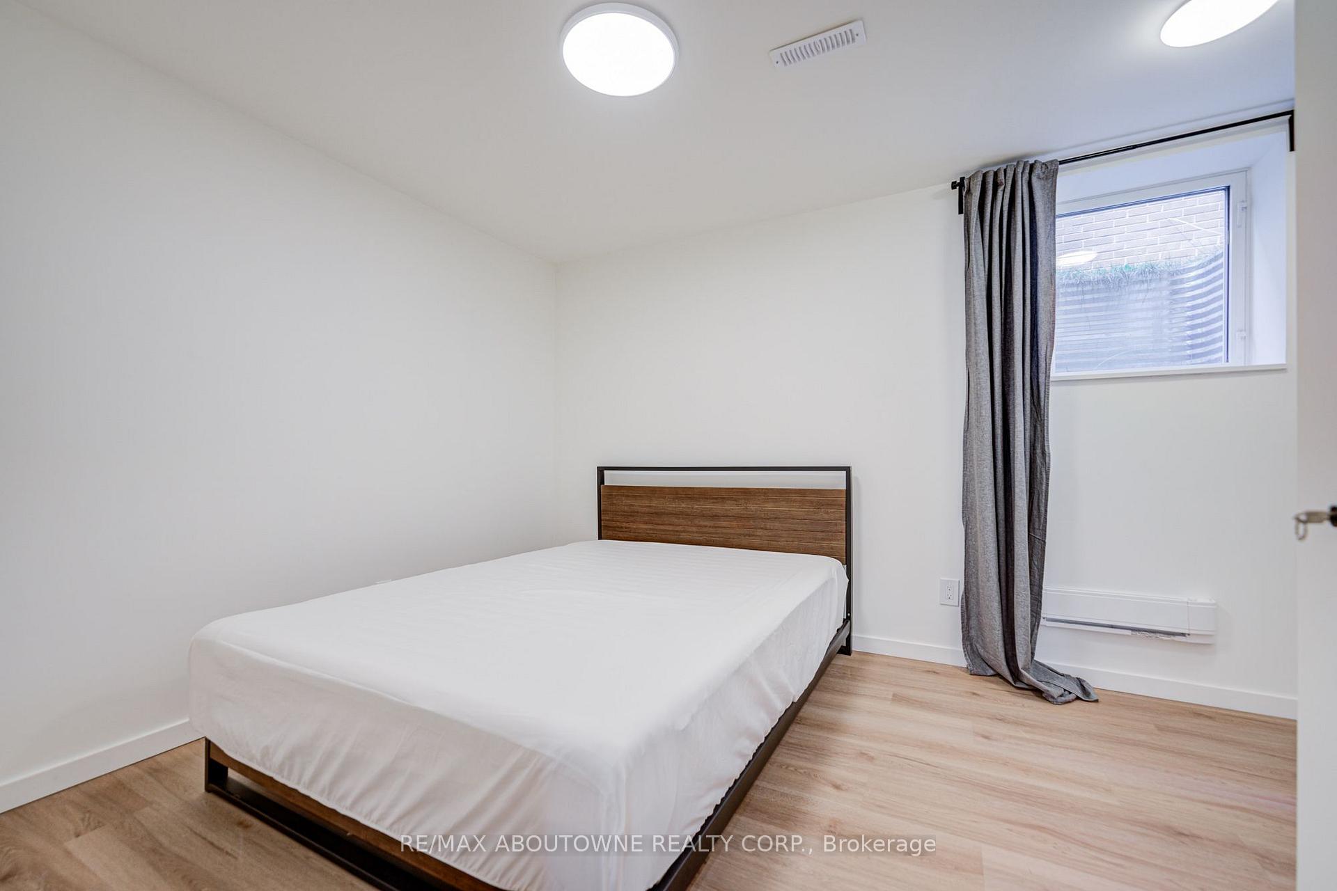 Photo 26 of Unit Lower, 1108 Notley Crescent, Oakville, Glen Abbey — HOMEH