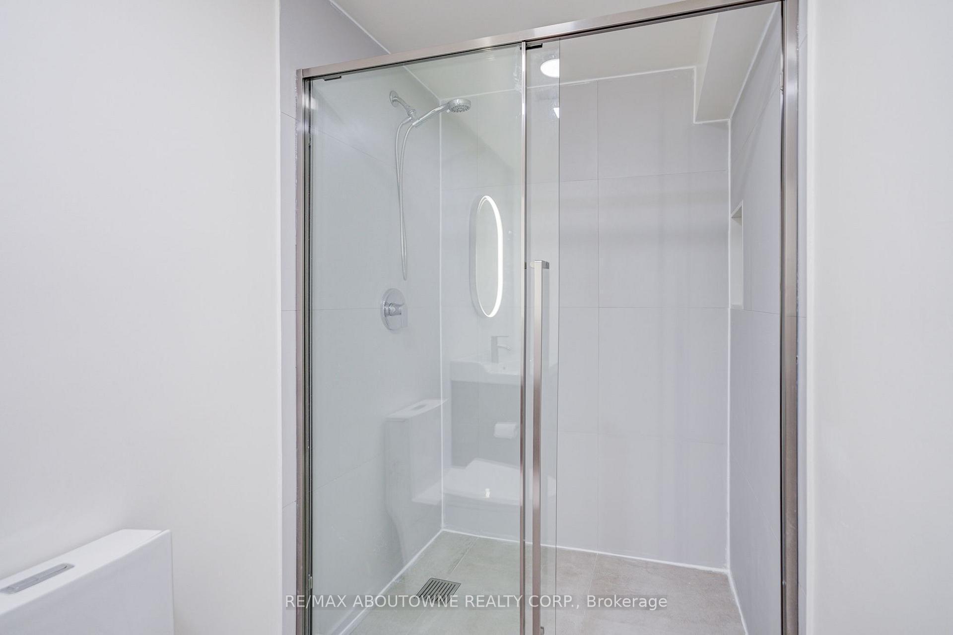 Photo 32 of Unit Lower, 1108 Notley Crescent, Oakville, Glen Abbey — HOMEH