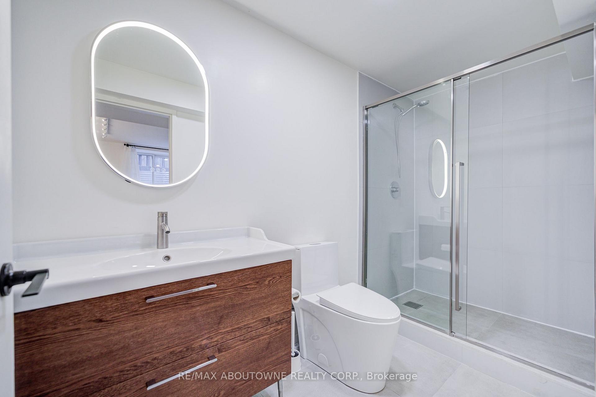 Photo 33 of Unit Lower, 1108 Notley Crescent, Oakville, Glen Abbey — HOMEH