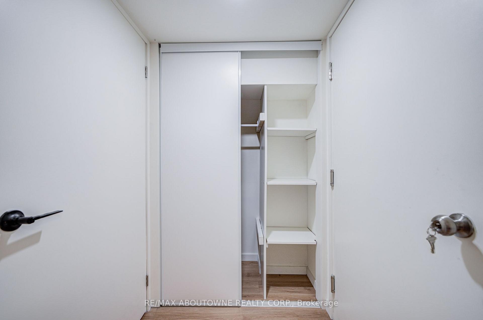 Photo 39 of Unit Lower, 1108 Notley Crescent, Oakville, Glen Abbey — HOMEH