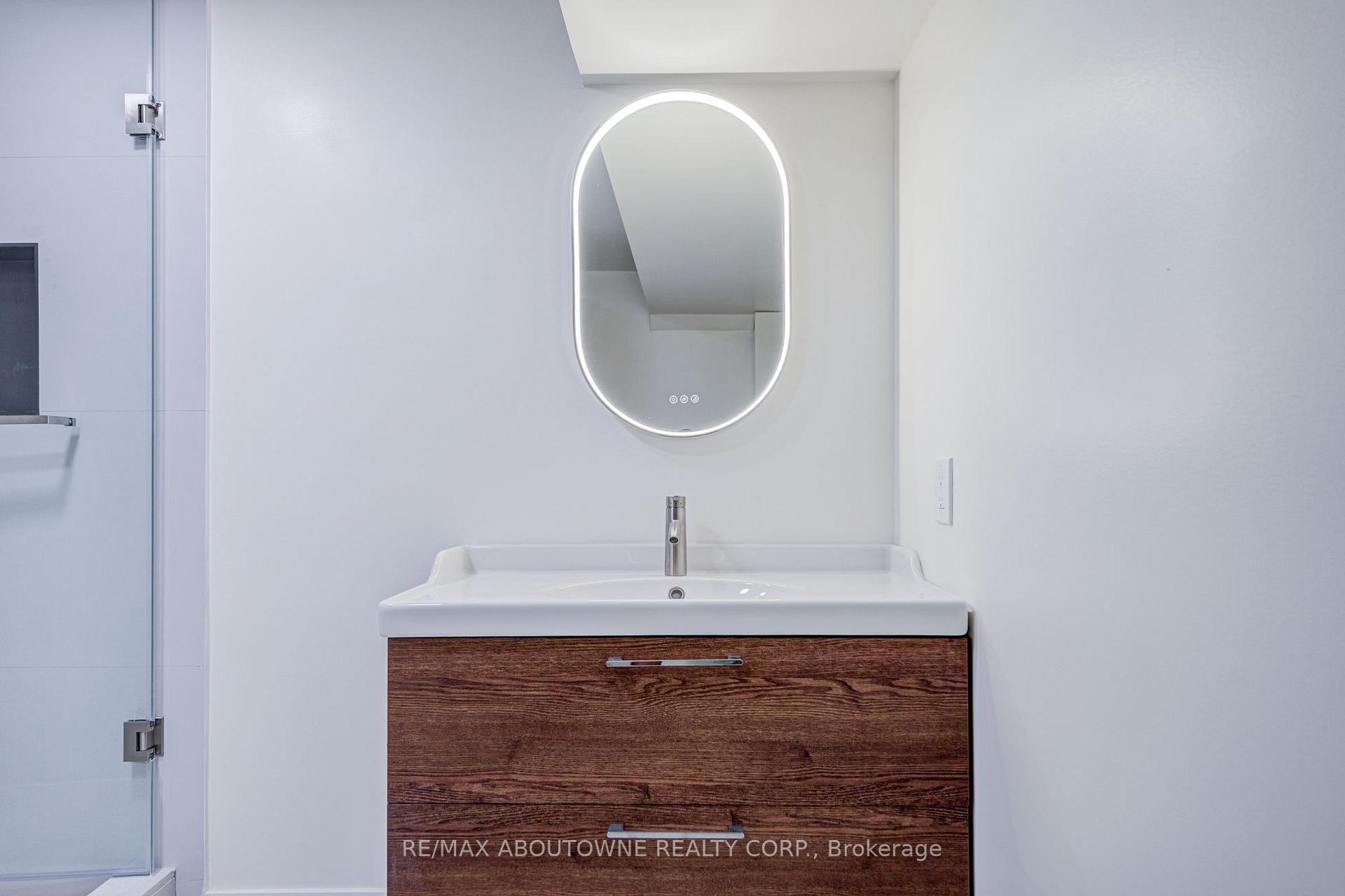 Photo 40 of Unit Lower, 1108 Notley Crescent, Oakville, Glen Abbey — HOMEH