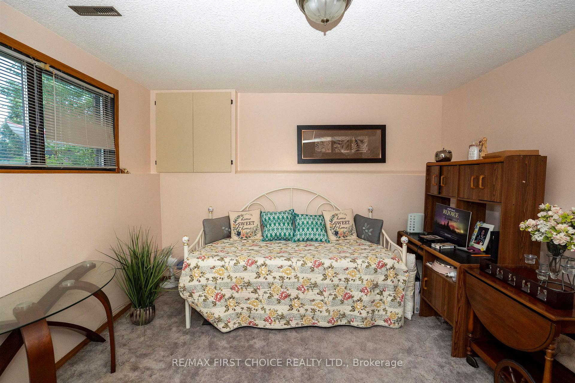 Photo 16 of 224 London Drive, Thunder Bay, Dawson Heights — HOMEH
