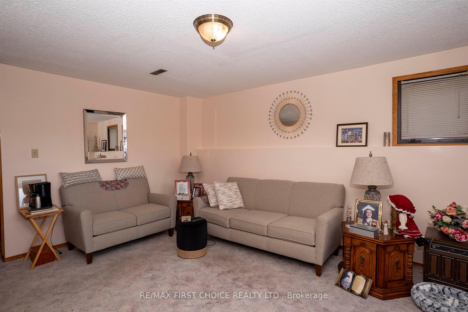 Photo 17 of 224 London Drive, Thunder Bay, Dawson Heights — HOMEH