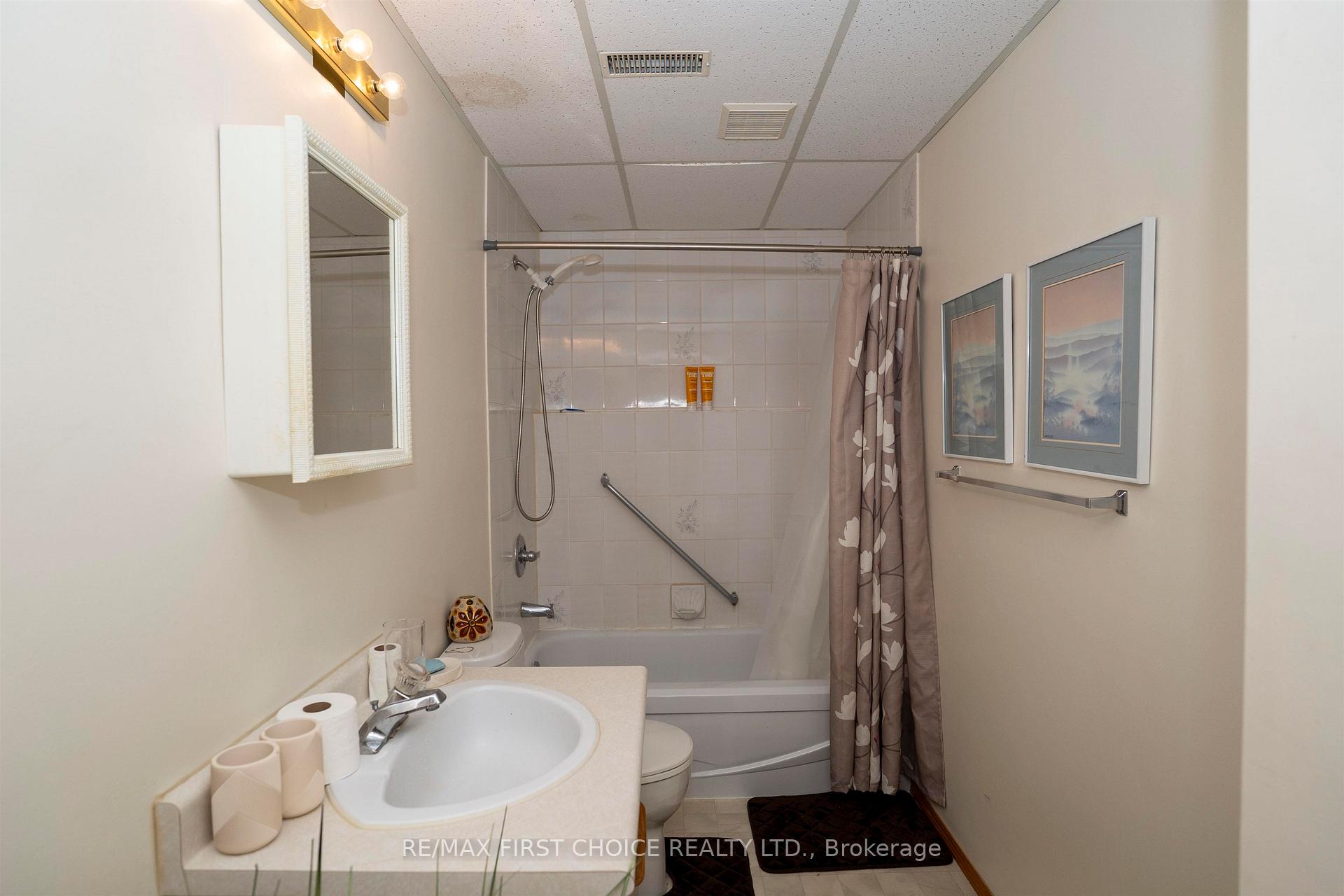 Photo 27 of 224 London Drive, Thunder Bay, Dawson Heights — HOMEH