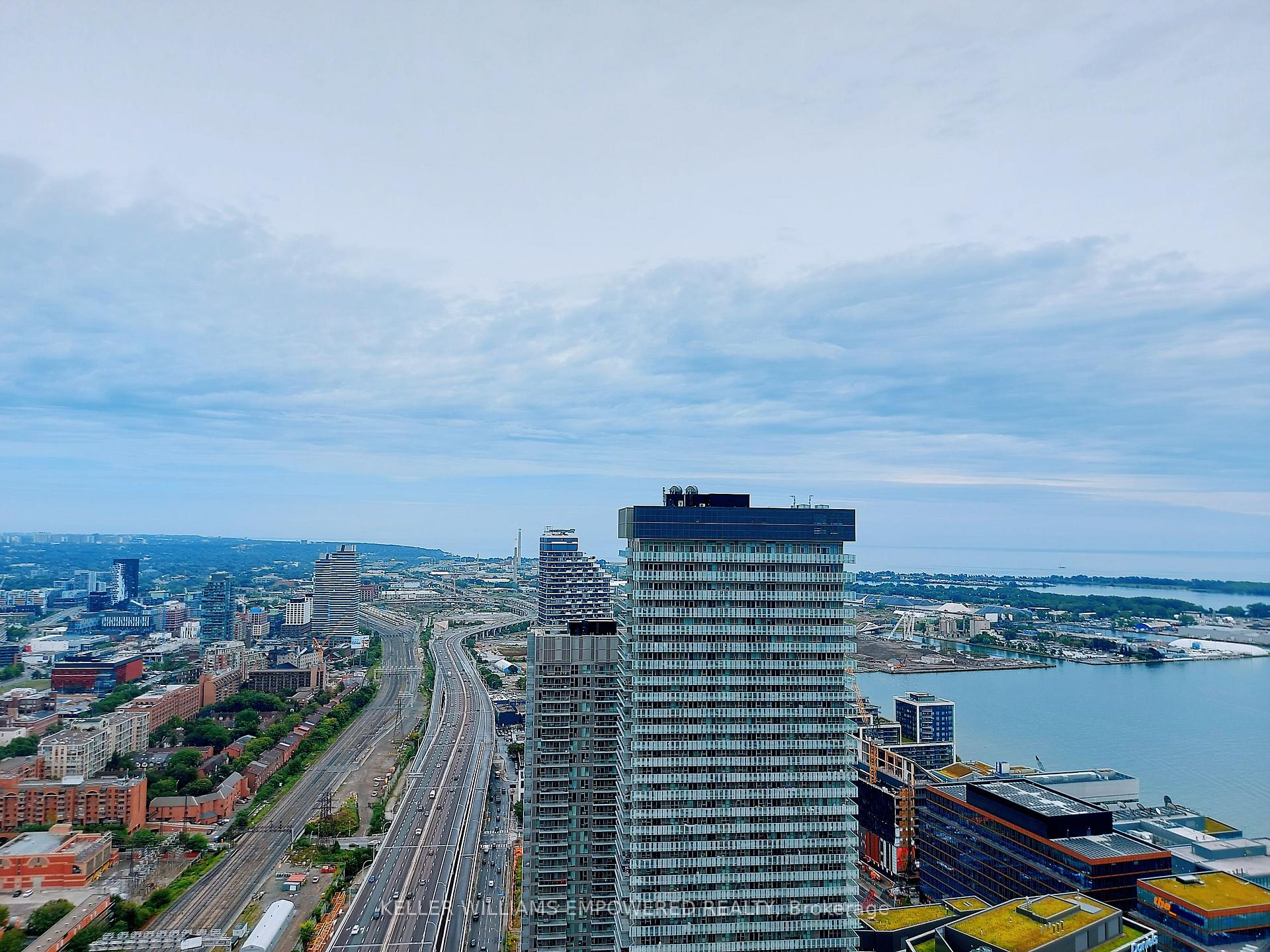 Photo 1 of Unit 5505, 55 Cooper Street, Toronto, Waterfront Communities — HOMEH