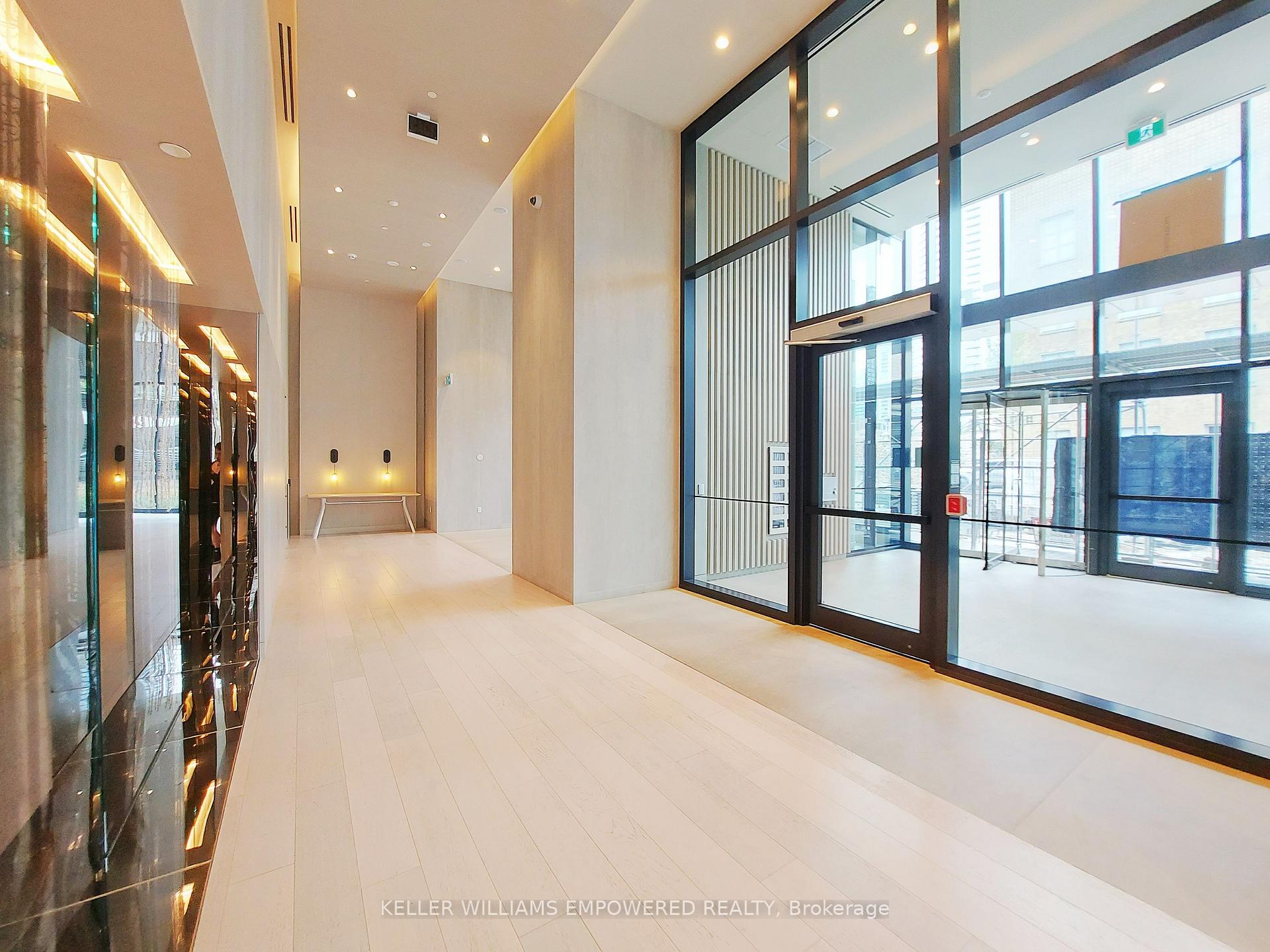 Photo 4 of Unit 5505, 55 Cooper Street, Toronto, Waterfront Communities — HOMEH