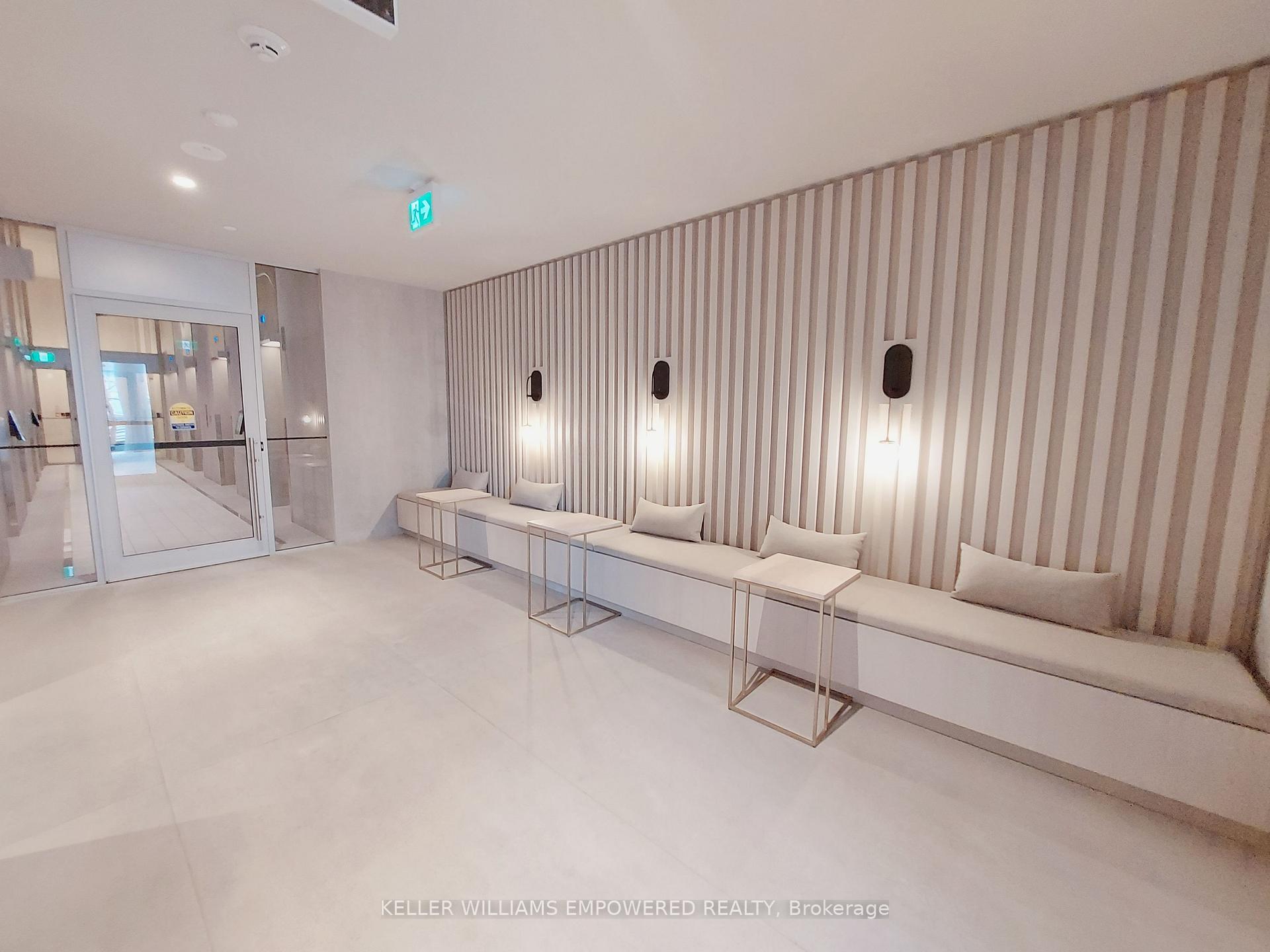 Photo 8 of Unit 5505, 55 Cooper Street, Toronto, Waterfront Communities — HOMEH