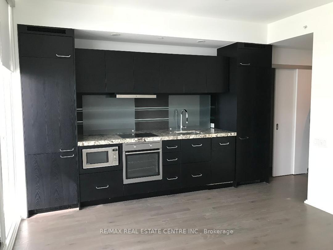 Photo 3 of Unit 4703, 45 Charles Street, Toronto, Church-Yonge Corridor — HOMEH