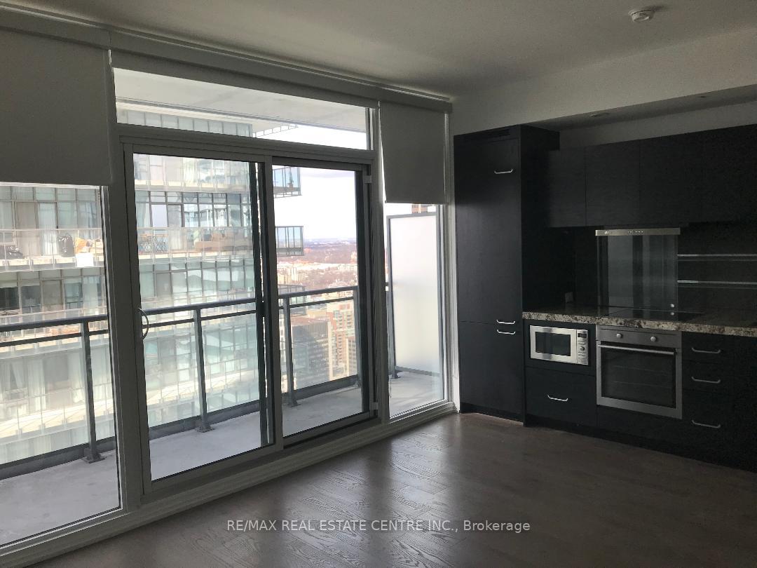 Photo 4 of Unit 4703, 45 Charles Street, Toronto, Church-Yonge Corridor — HOMEH