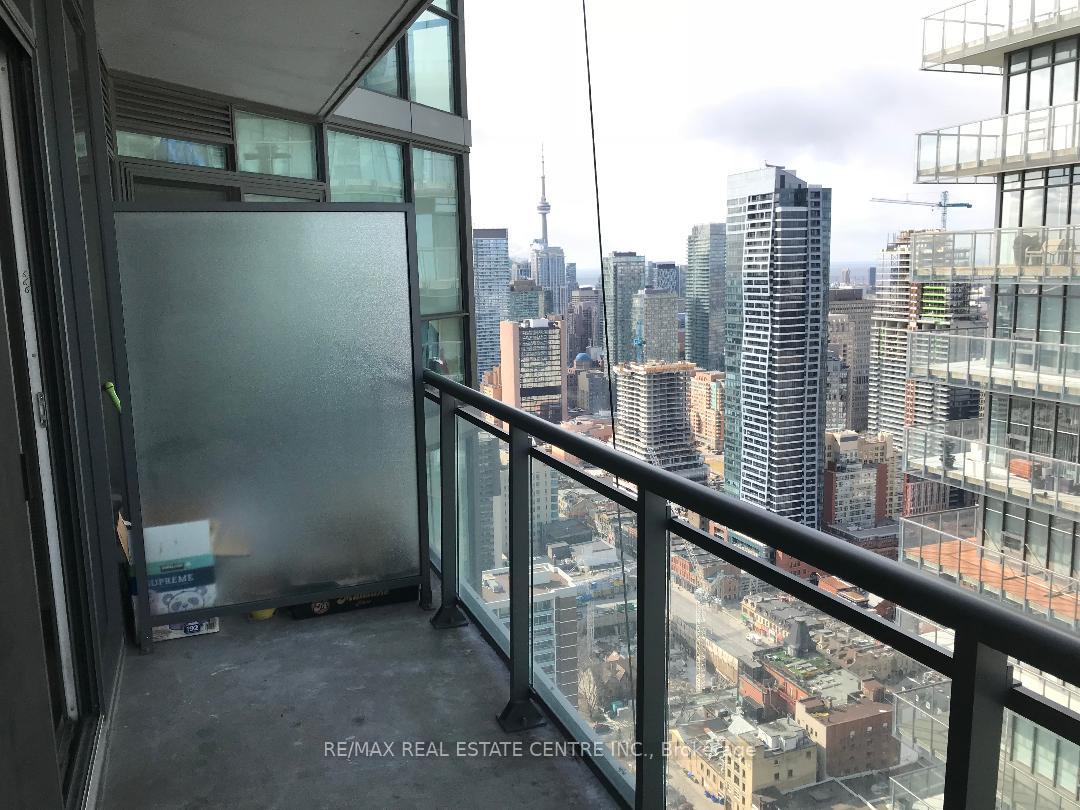 Photo 8 of Unit 4703, 45 Charles Street, Toronto, Church-Yonge Corridor — HOMEH