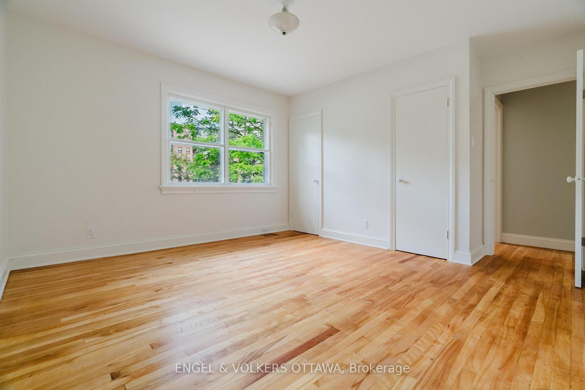 Photo 32 of 2028 Carling Avenue, Ottawa, McKellar Heights/Glabar Park — HOMEH