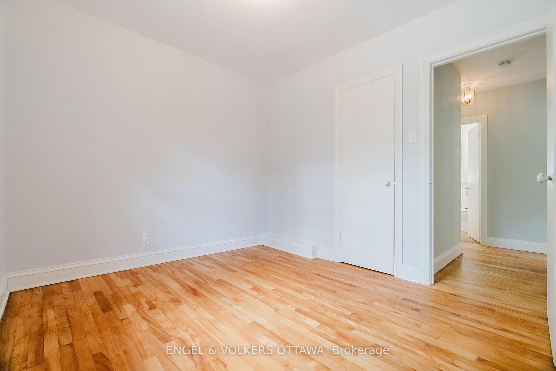 Photo 36 of 2028 Carling Avenue, Ottawa, McKellar Heights/Glabar Park — HOMEH