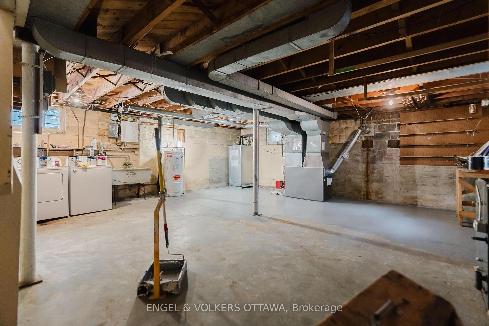Photo 37 of 2028 Carling Avenue, Ottawa, McKellar Heights/Glabar Park — HOMEH