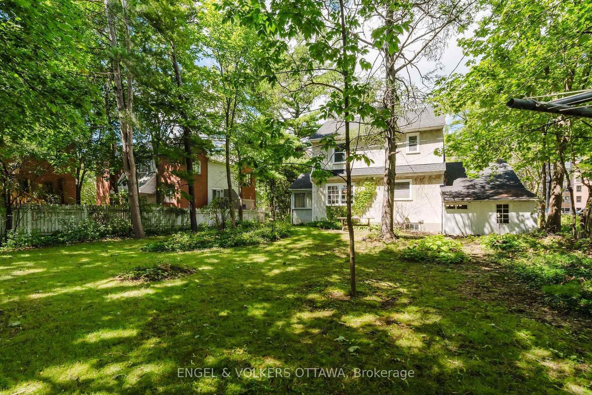 Photo 40 of 2028 Carling Avenue, Ottawa, McKellar Heights/Glabar Park — HOMEH