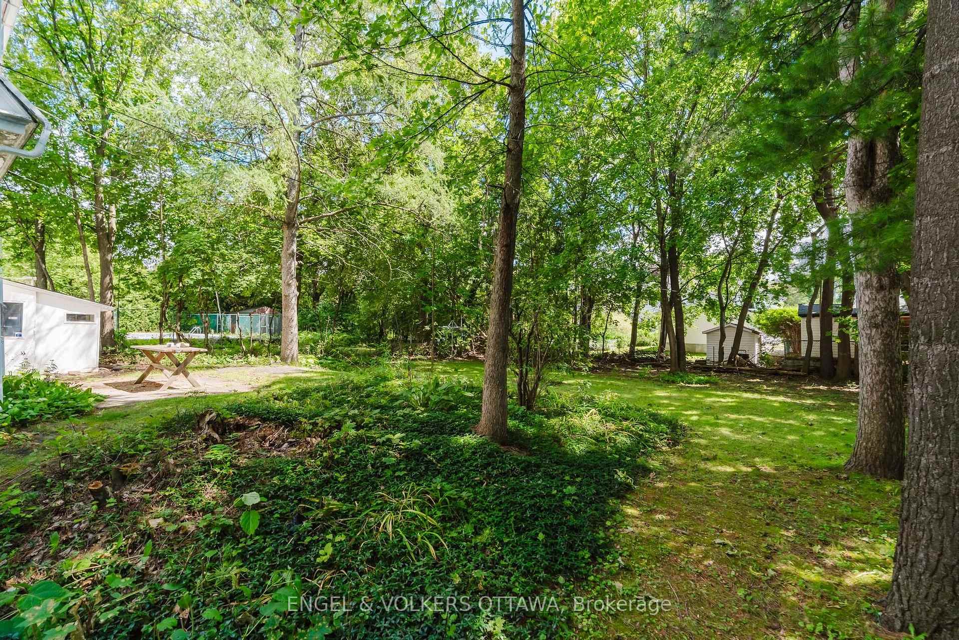 Photo 43 of 2028 Carling Avenue, Ottawa, McKellar Heights/Glabar Park — HOMEH