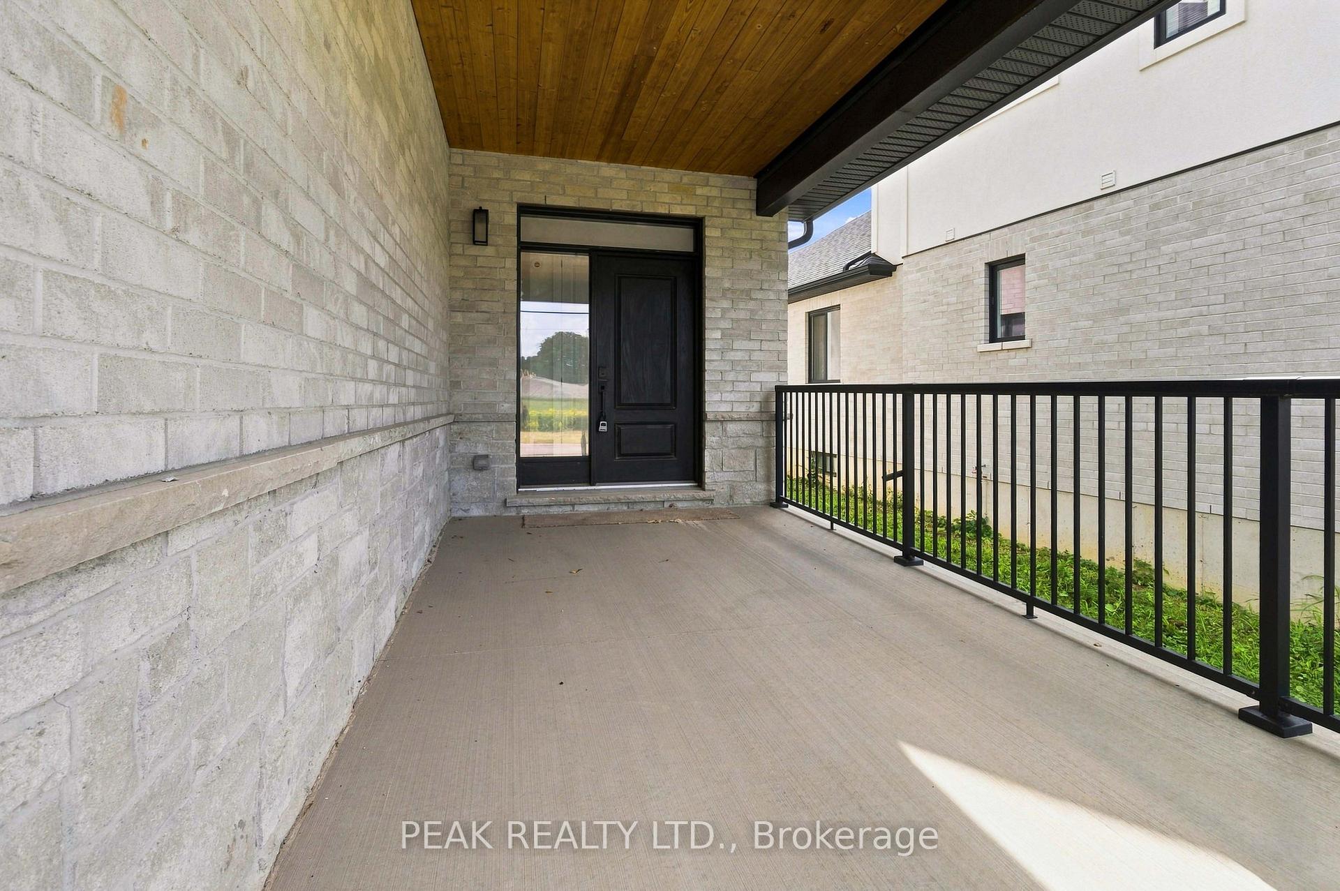 Photo 2 of 232 Mount Pleasant Street, Brantford, Empire South — HOMEH