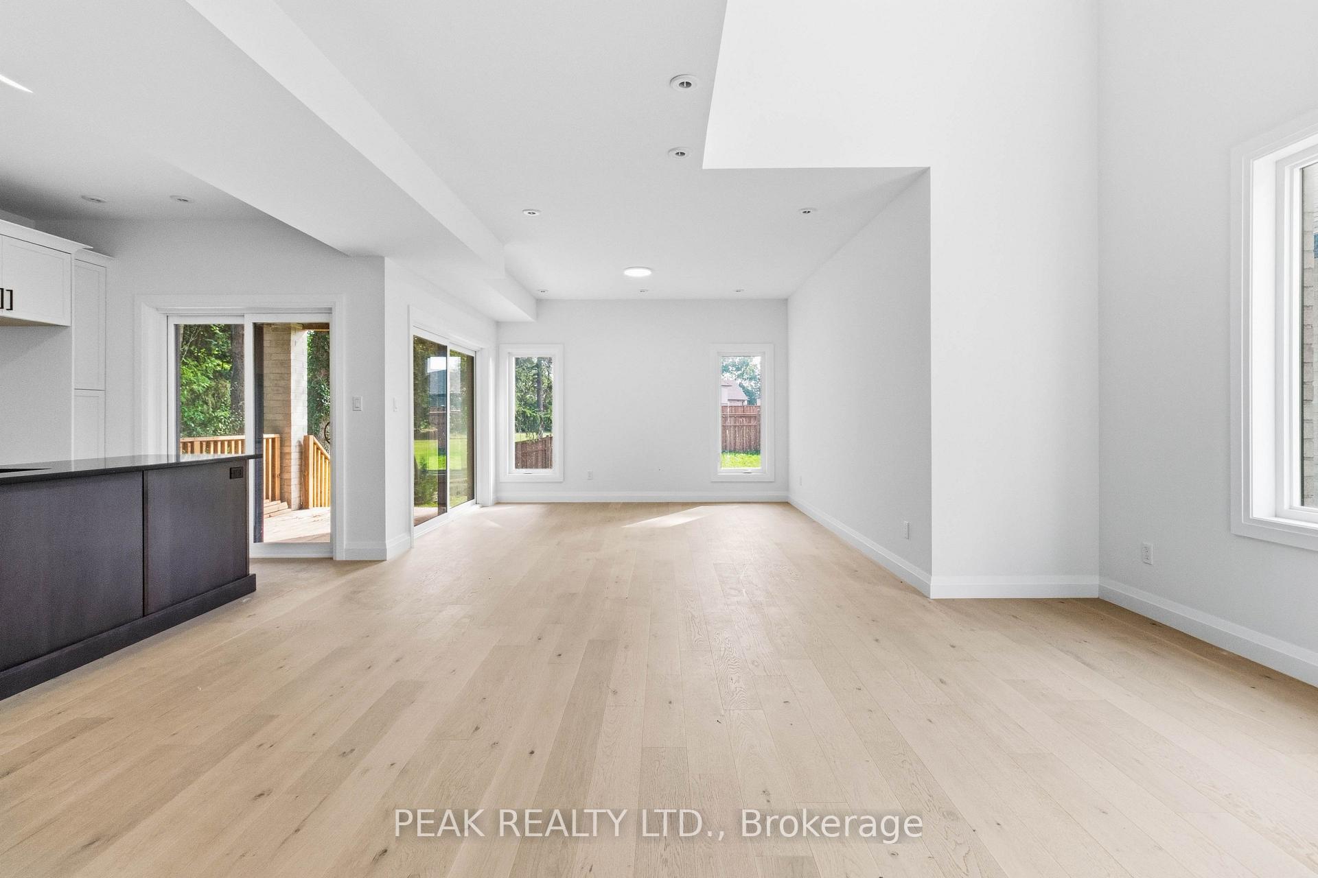Photo 5 of 232 Mount Pleasant Street, Brantford, Empire South — HOMEH
