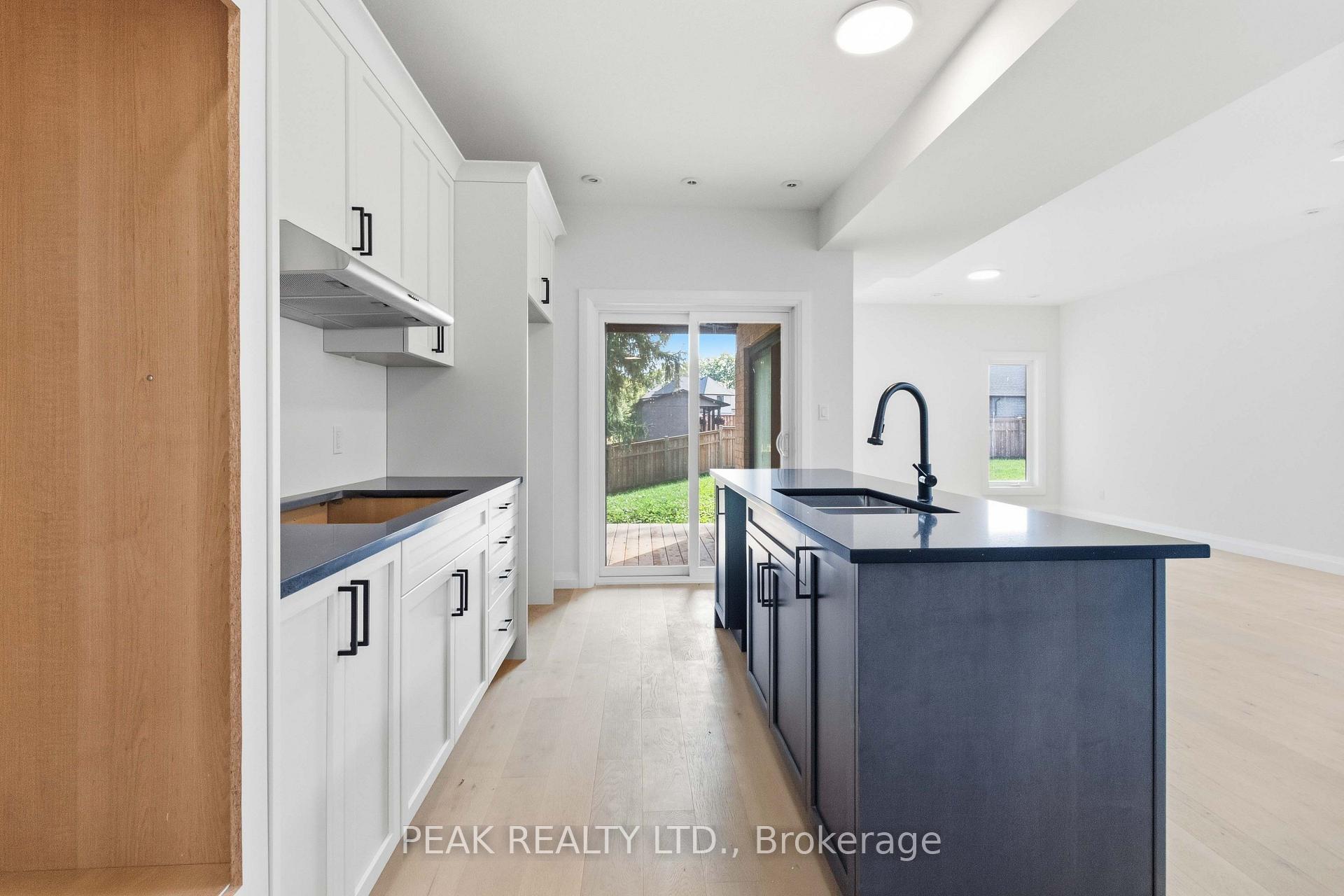 Photo 8 of 232 Mount Pleasant Street, Brantford, Empire South — HOMEH