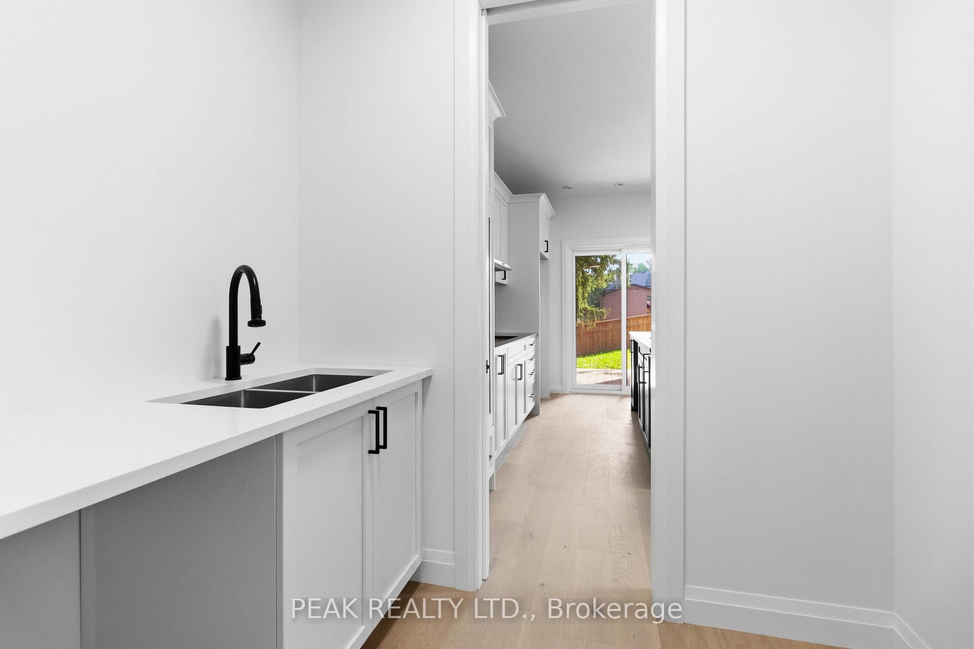 Photo 11 of 232 Mount Pleasant Street, Brantford, Empire South — HOMEH