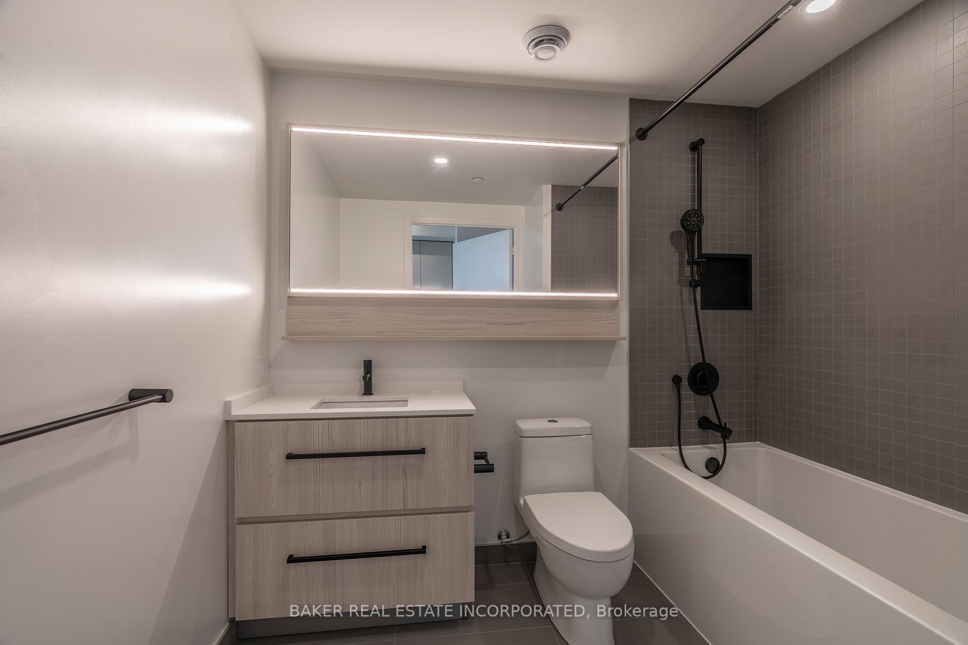 Photo 6 of Unit 907, 425 Front Street E, Toronto, Waterfront Communities — HOMEH
