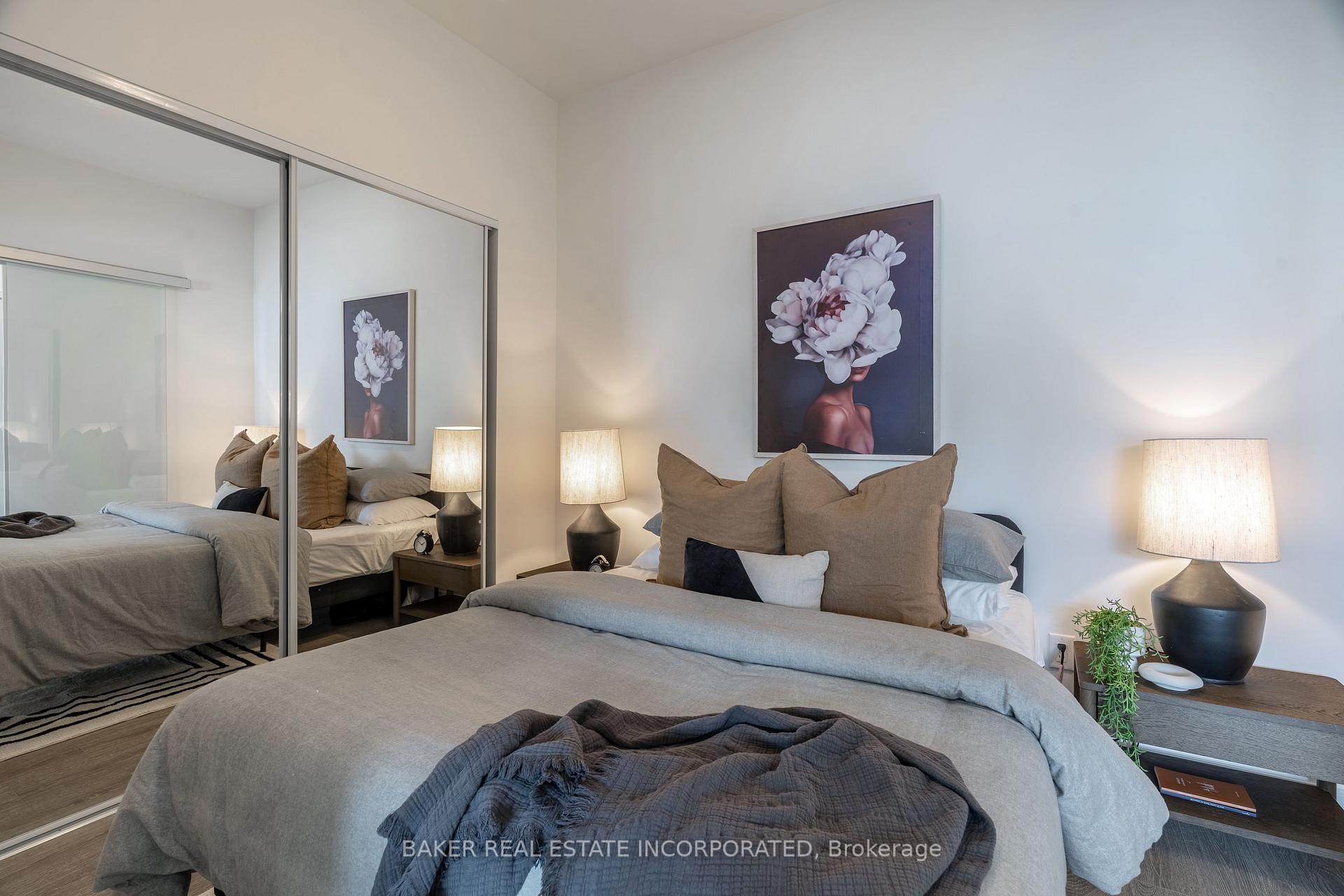 Photo 5 of Unit 911, 425 Front Street E, Toronto, Waterfront Communities — HOMEH