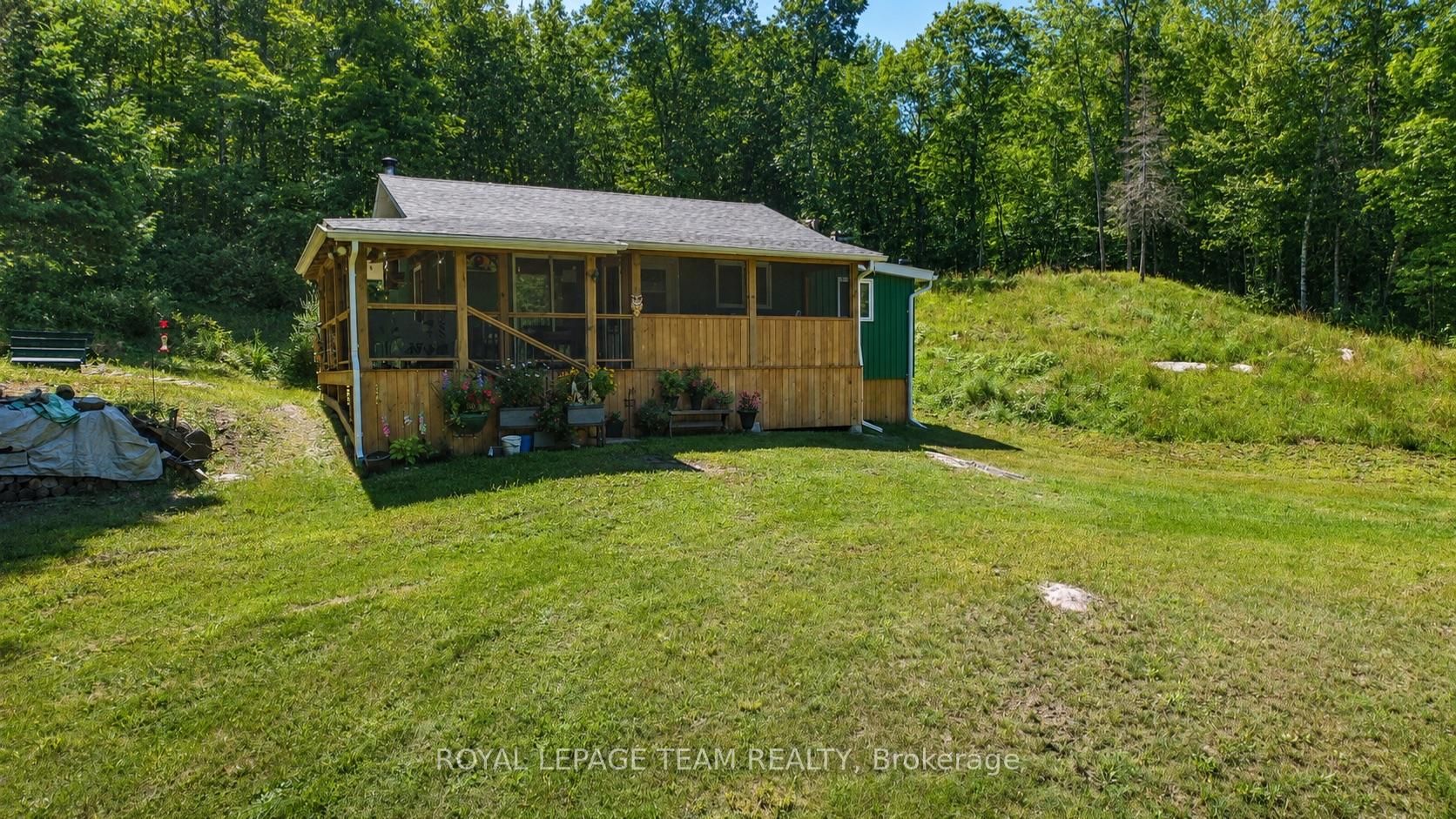 Photo of 1506 Whelan Road