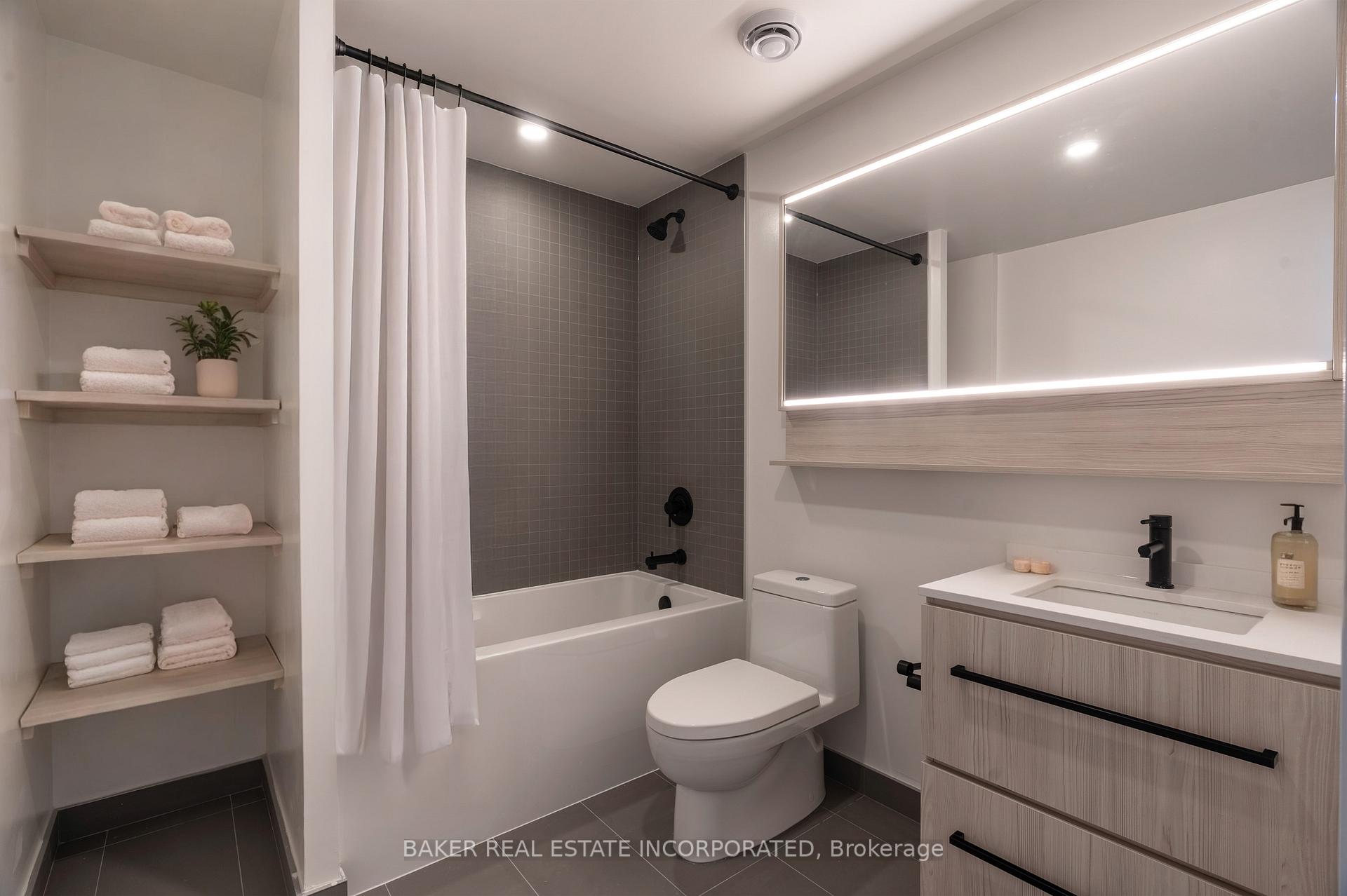 Photo 8 of Unit 1117, 425 Front Street E, Toronto, Waterfront Communities — HOMEH