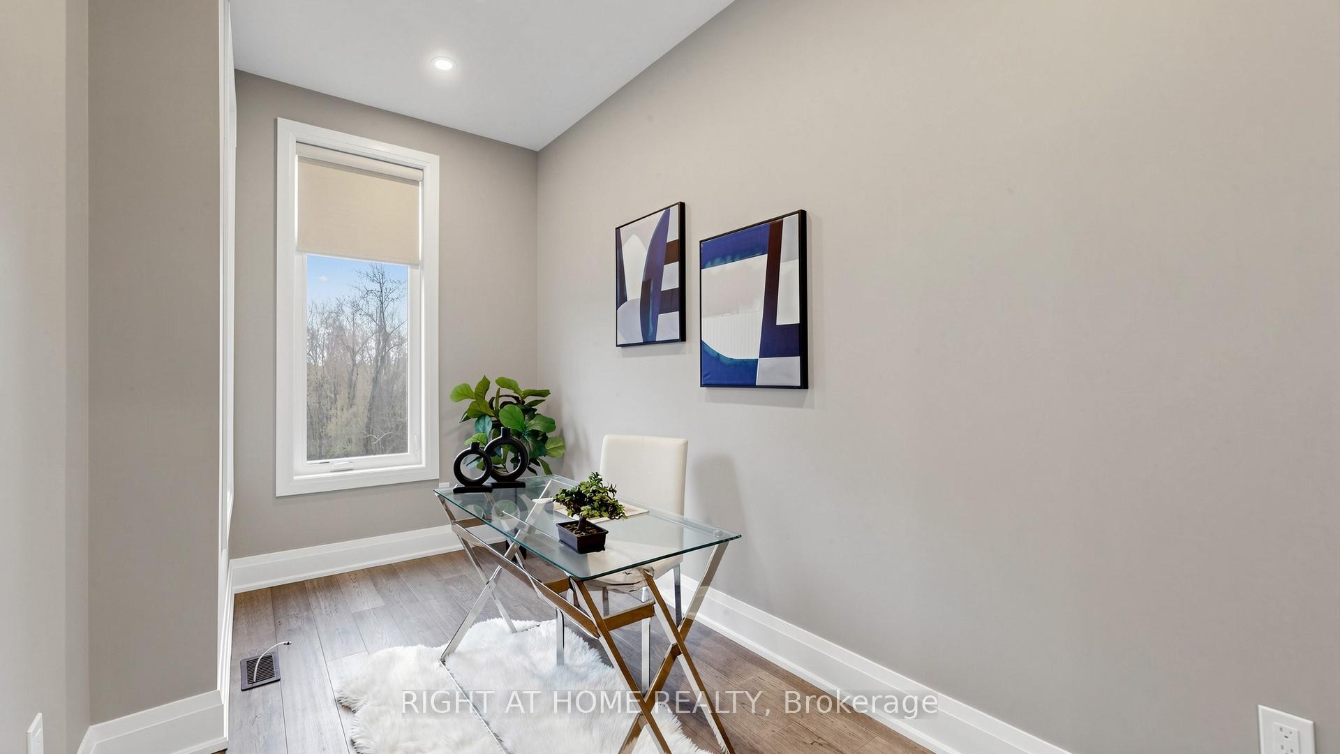 Photo 13 of 14 Dixon Court, Barrie, Painswick North — HOMEH