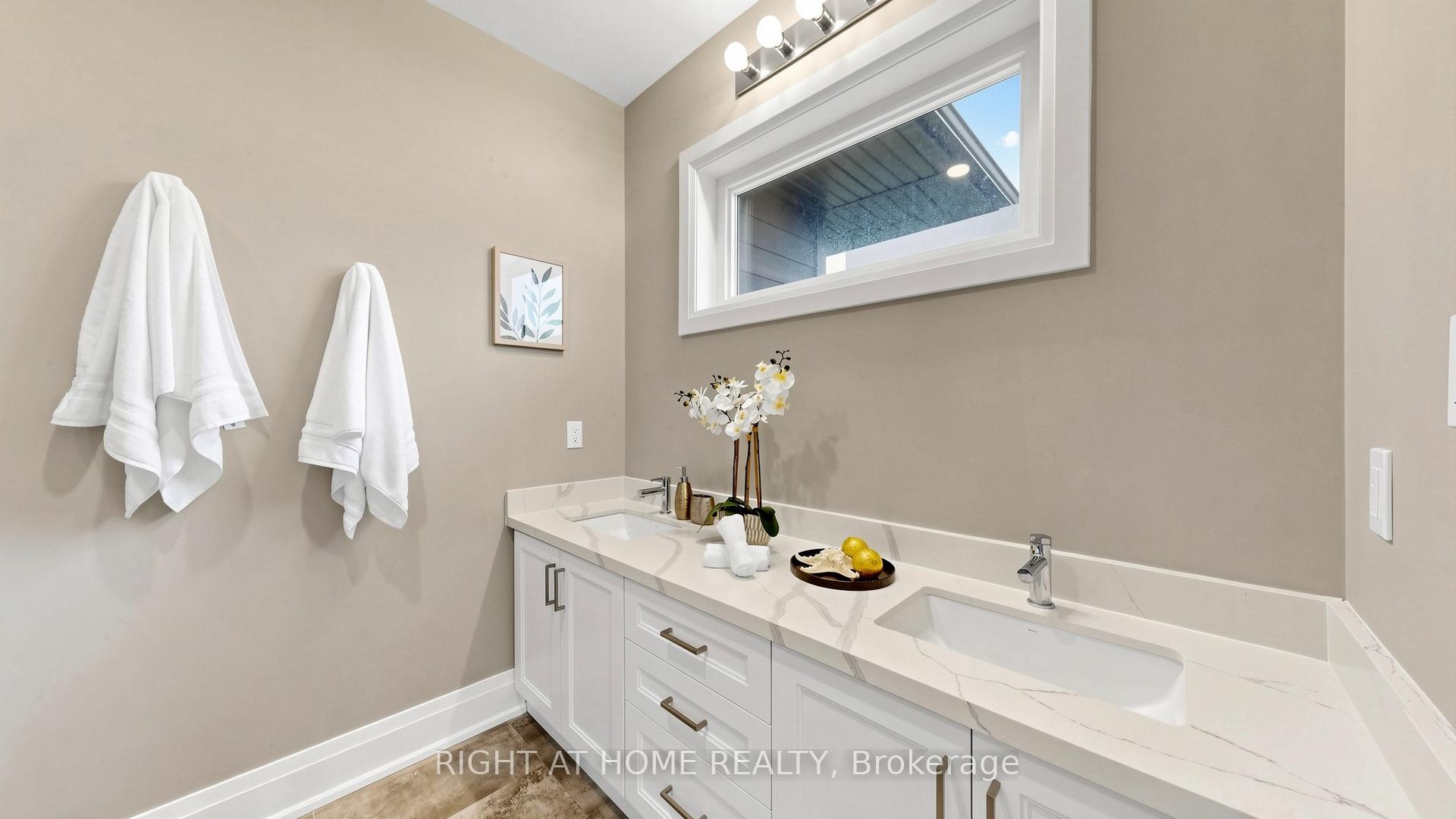 Photo 20 of 14 Dixon Court, Barrie, Painswick North — HOMEH