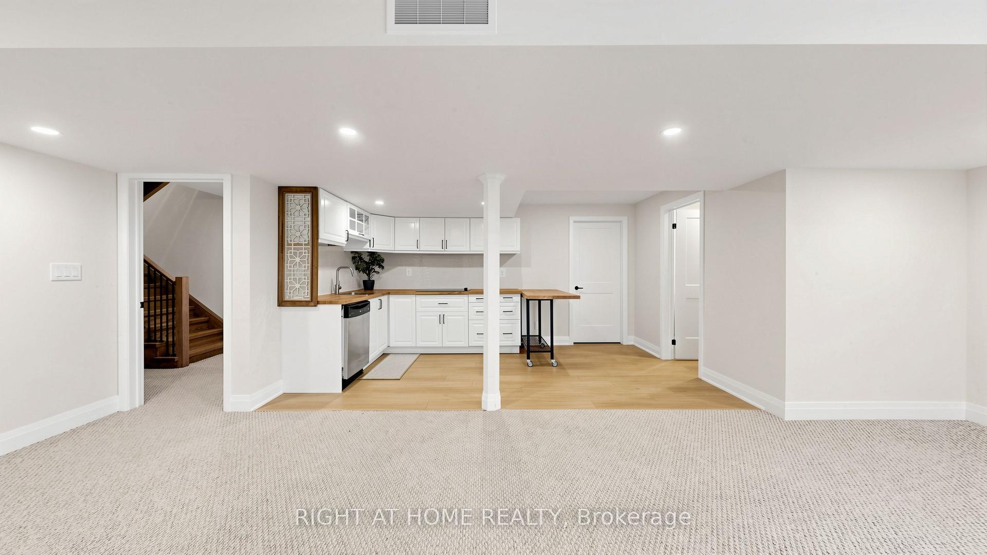 Photo 36 of 14 Dixon Court, Barrie, Painswick North — HOMEH