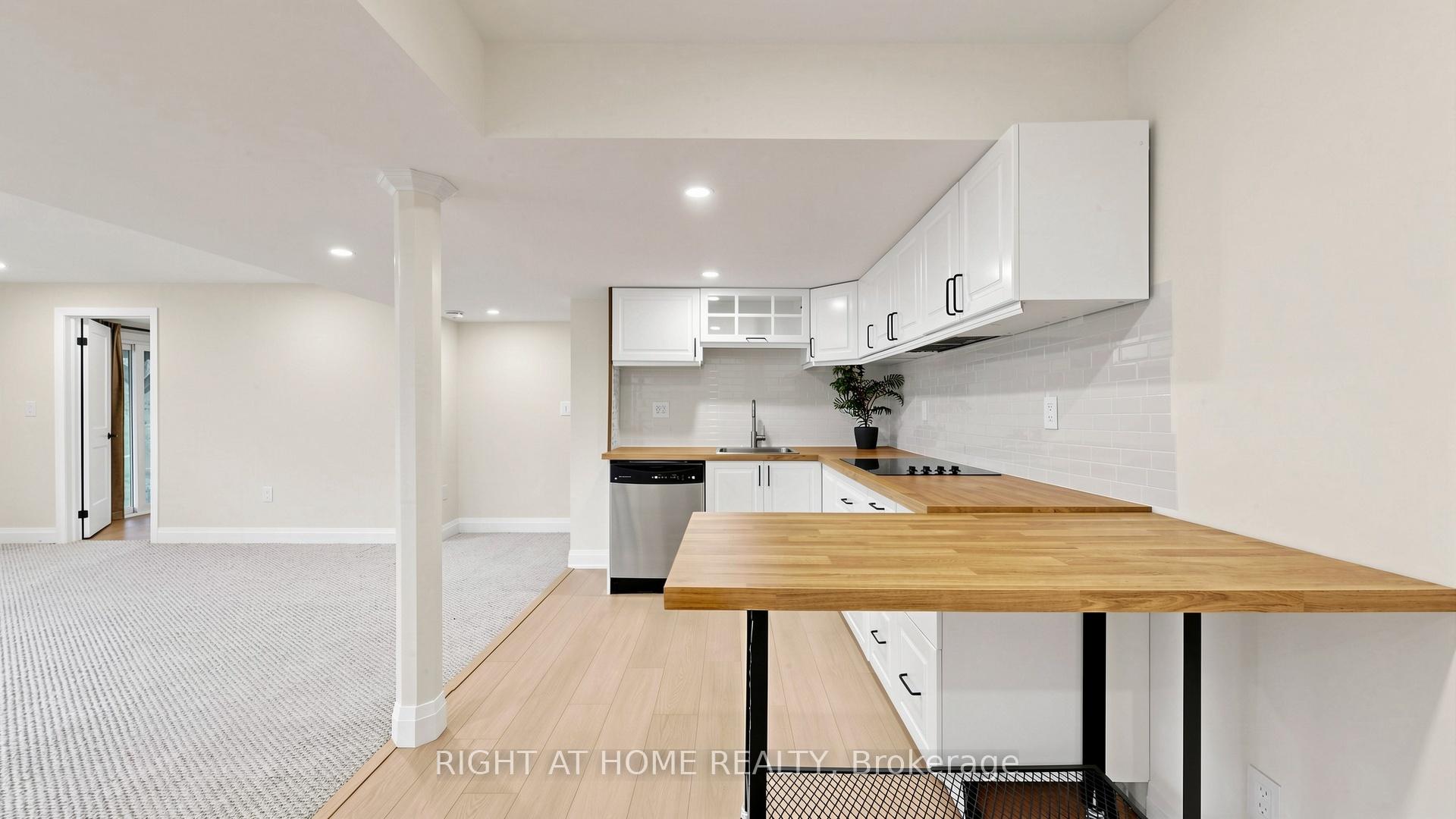 Photo 37 of 14 Dixon Court, Barrie, Painswick North — HOMEH