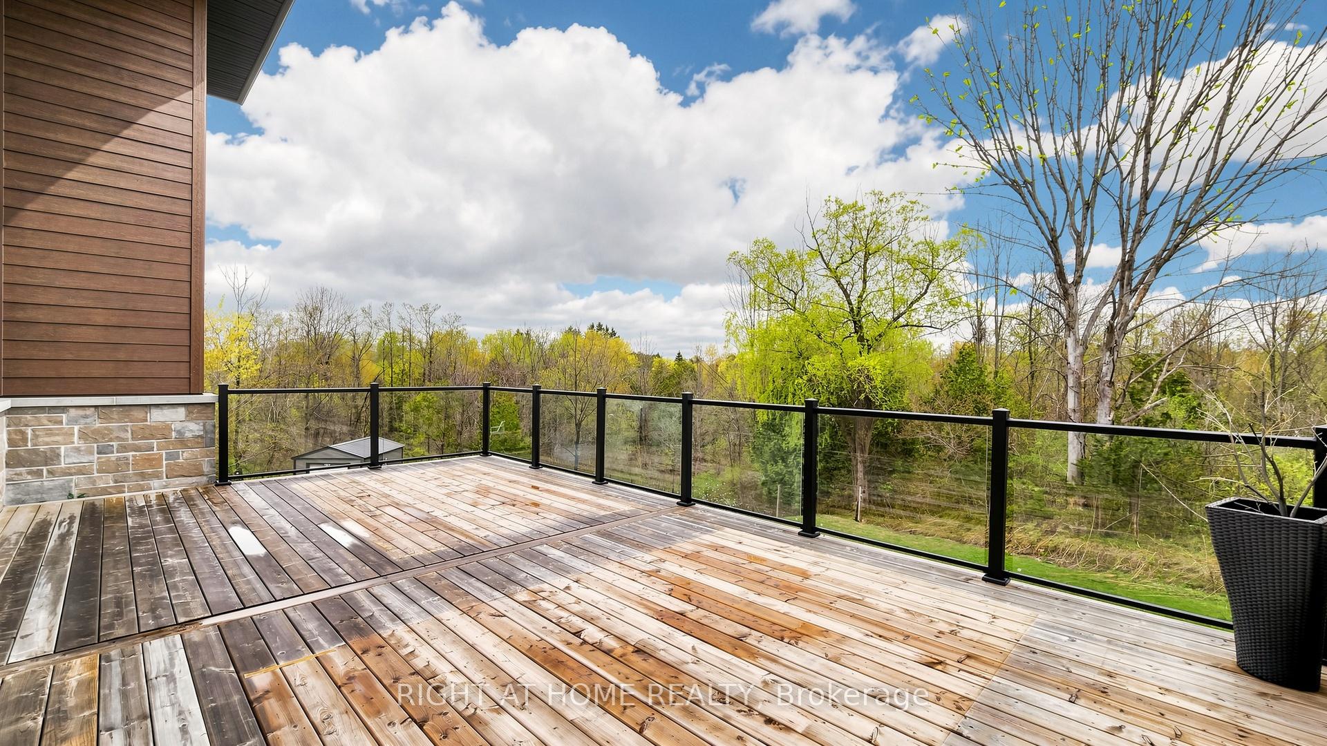 Photo 43 of 14 Dixon Court, Barrie, Painswick North — HOMEH