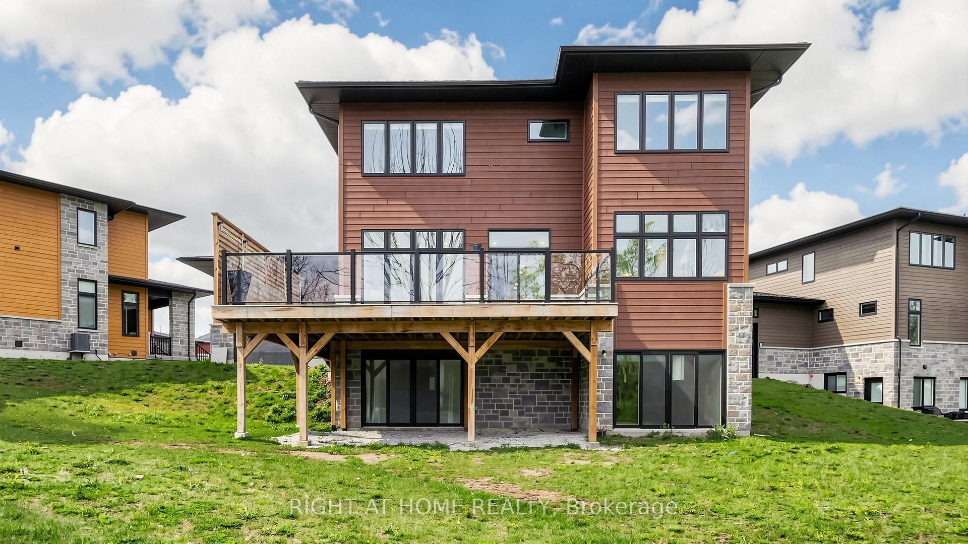 Photo 45 of 14 Dixon Court, Barrie, Painswick North — HOMEH