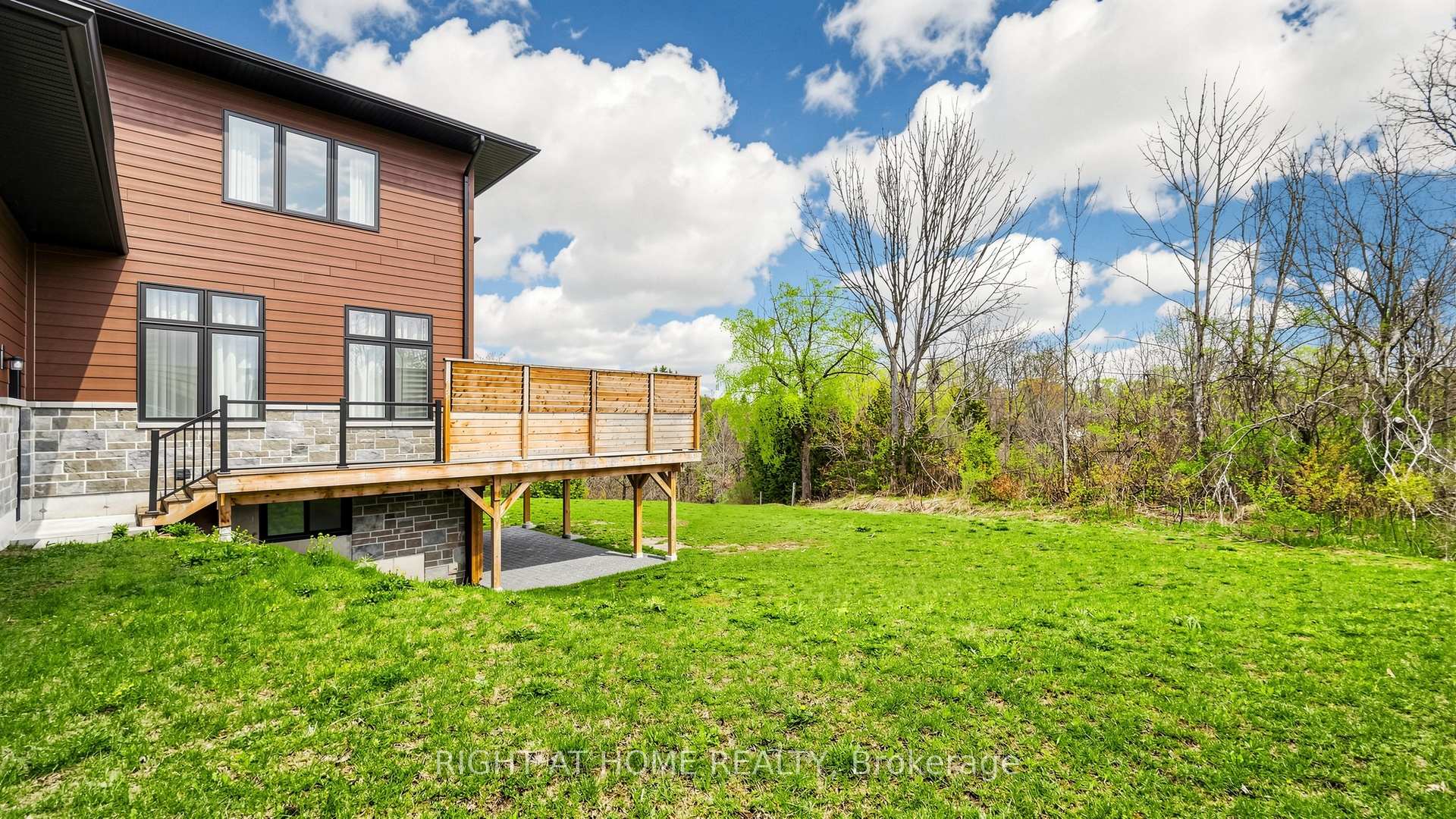 Photo 47 of 14 Dixon Court, Barrie, Painswick North — HOMEH