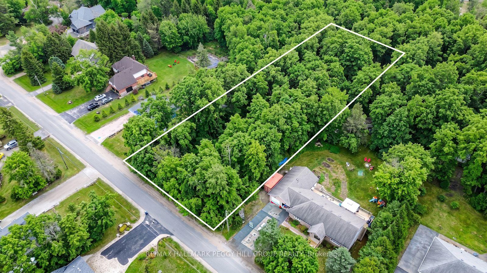 Photo 2 of 17 Valleyview Drive, Oro-Medonte, Rural Oro-Medonte — HOMEH