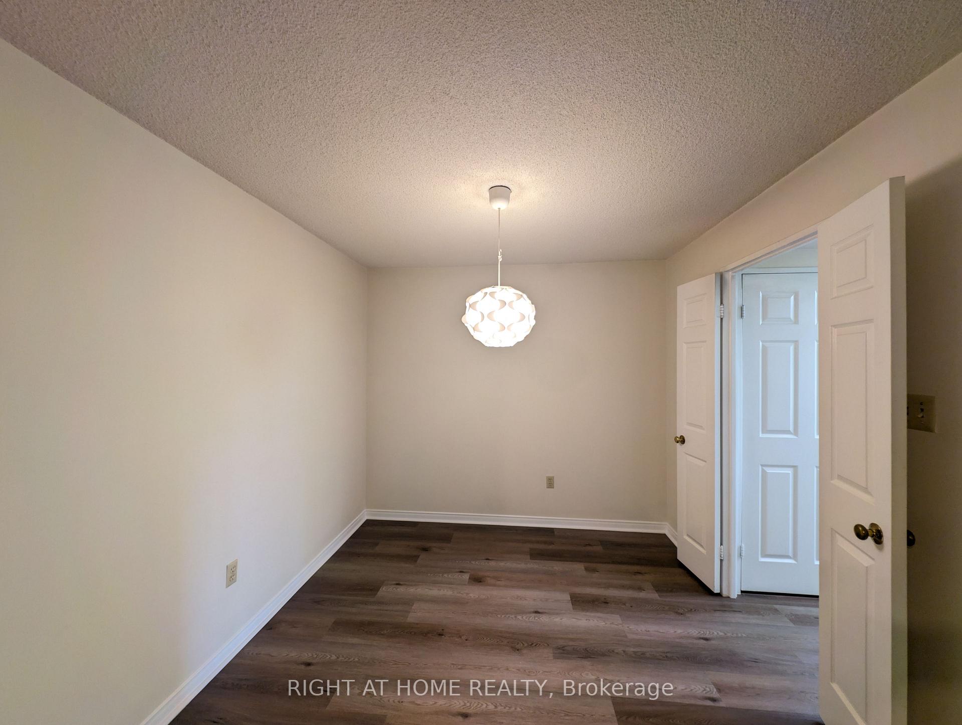 Photo 8 of Unit 404, 280 Simcoe Street, Toronto, Kensington-Chinatown — HOMEH