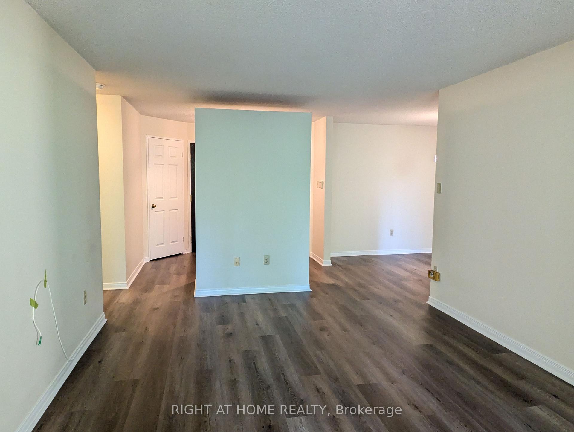 Photo 15 of Unit 404, 280 Simcoe Street, Toronto, Kensington-Chinatown — HOMEH