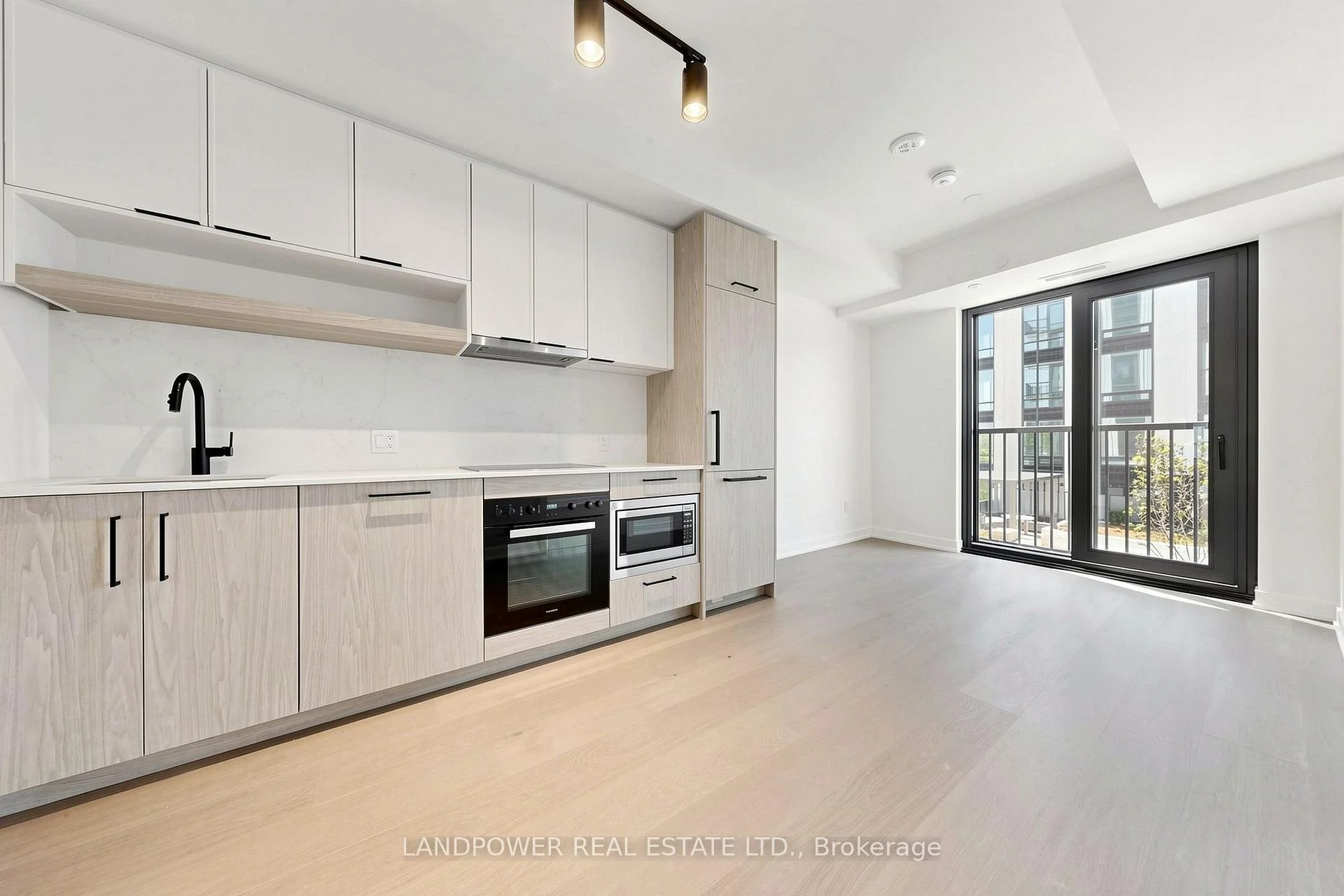 Photo 20 of Unit 920, 89 Montclair Avenue, Toronto, Forest Hill South — HOMEH