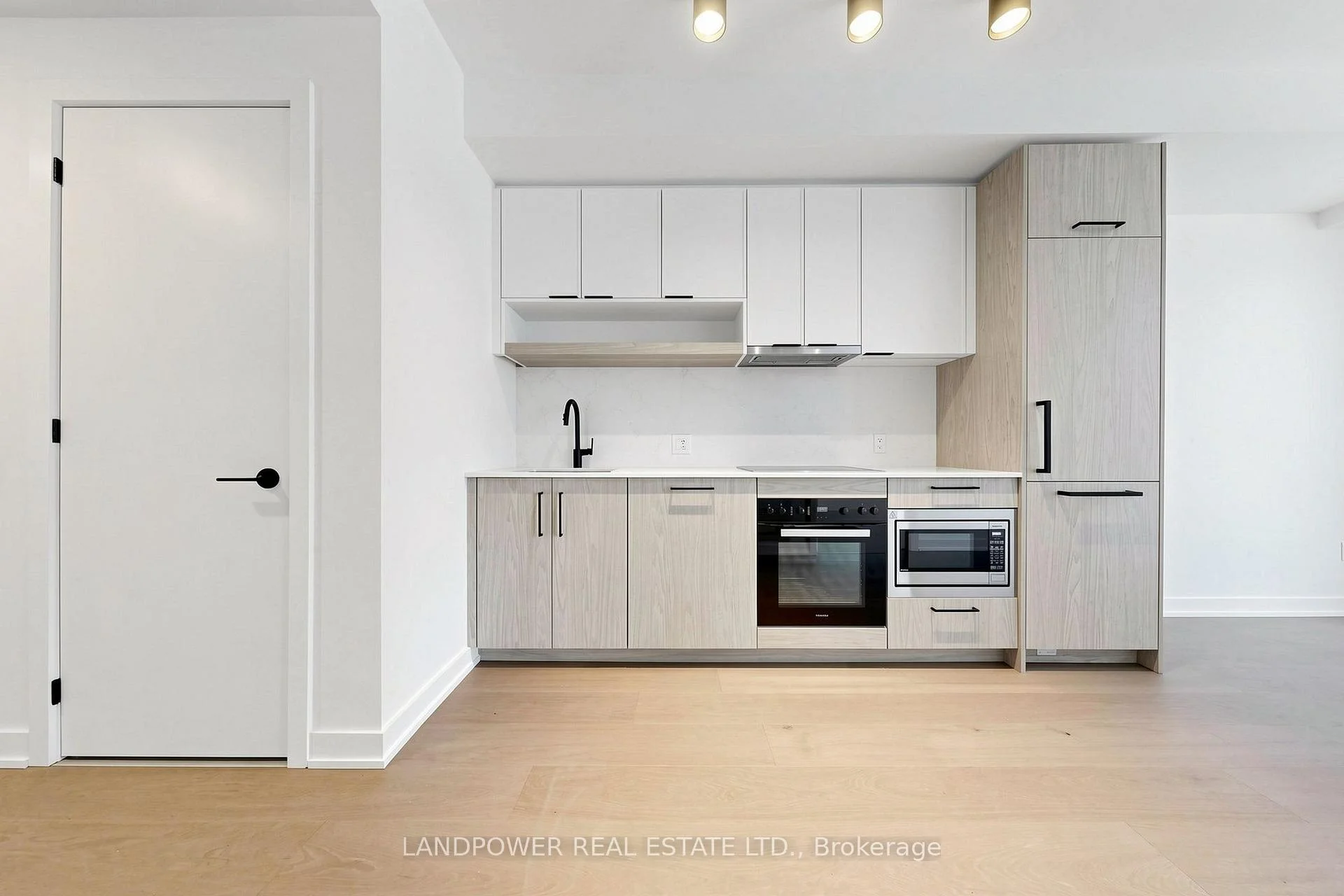 Photo 23 of Unit 920, 89 Montclair Avenue, Toronto, Forest Hill South — HOMEH
