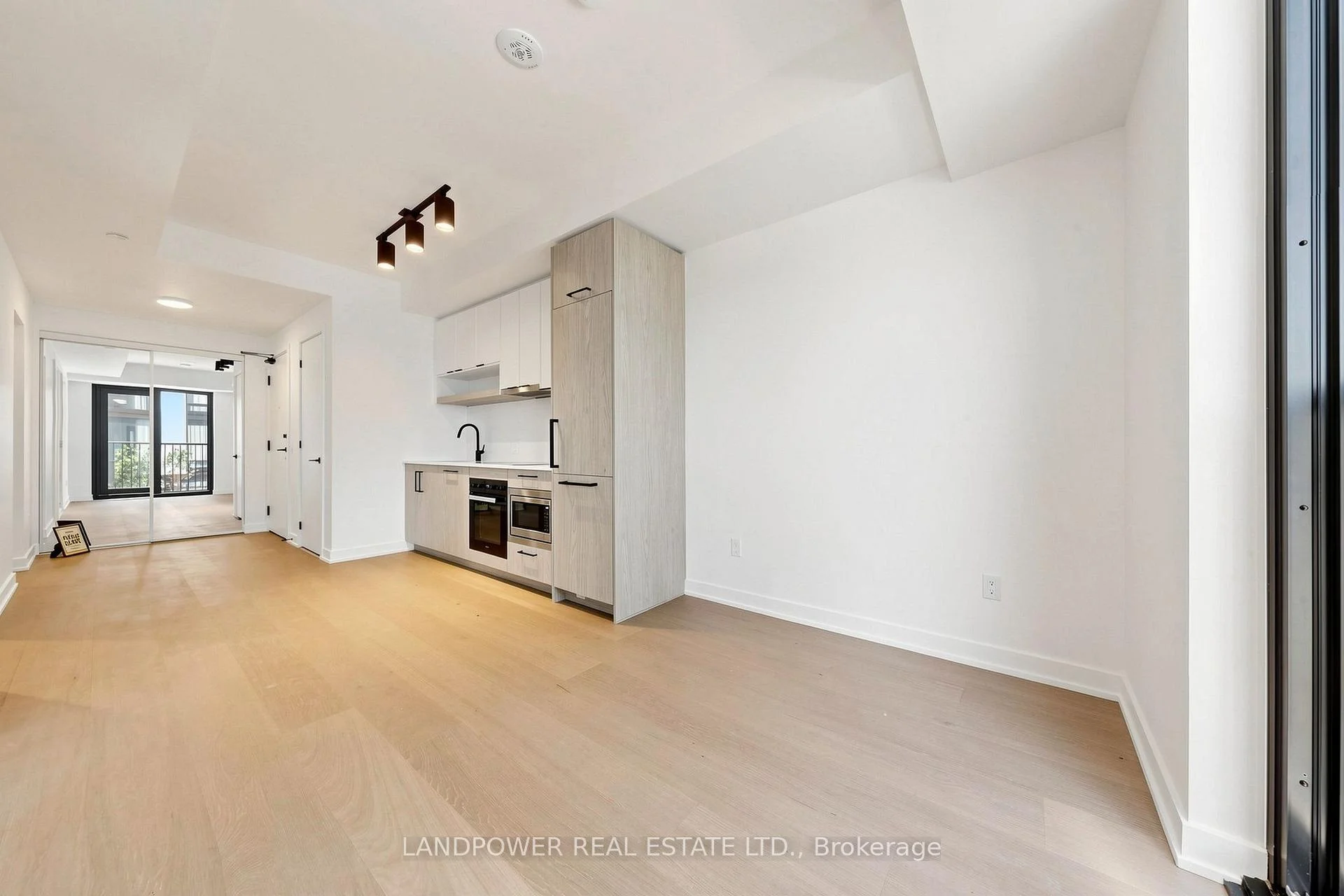 Photo 28 of Unit 920, 89 Montclair Avenue, Toronto, Forest Hill South — HOMEH