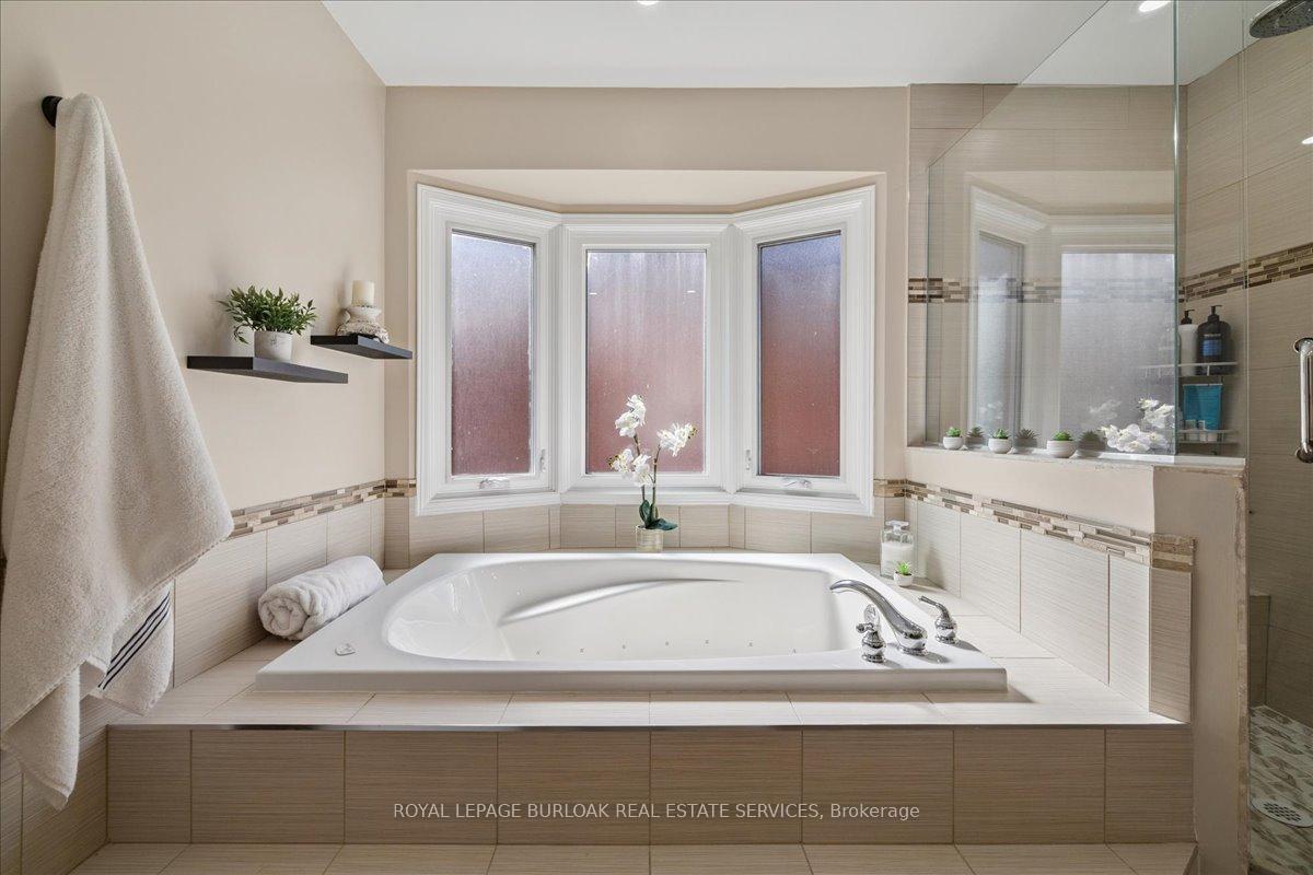 Photo 30 of 44 Sunvale Place, Hamilton, Lakeshore — HOMEH