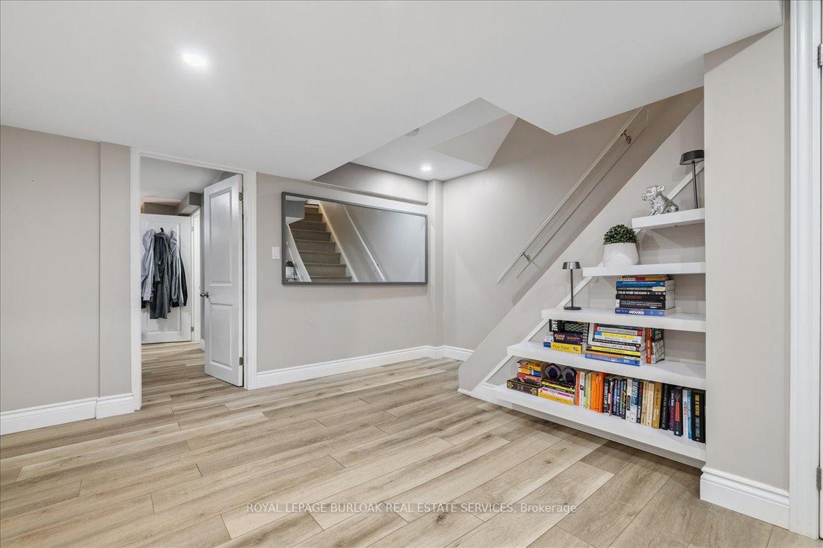 Photo 38 of 44 Sunvale Place, Hamilton, Lakeshore — HOMEH