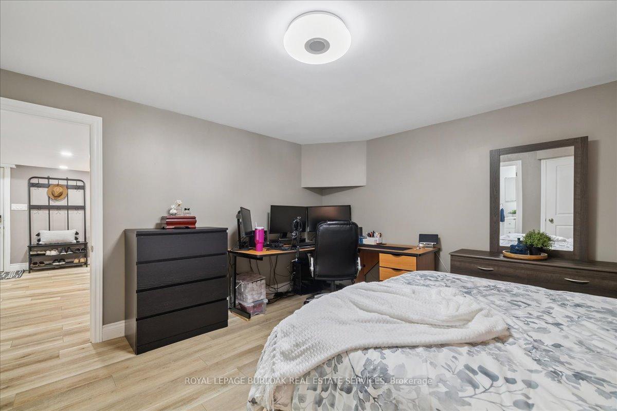 Photo 40 of 44 Sunvale Place, Hamilton, Lakeshore — HOMEH
