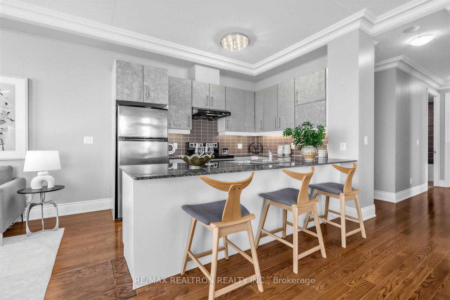 Photo 11 of Unit Ph# 2, 253 South Park Road, Markham, Commerce Valley — HOMEH