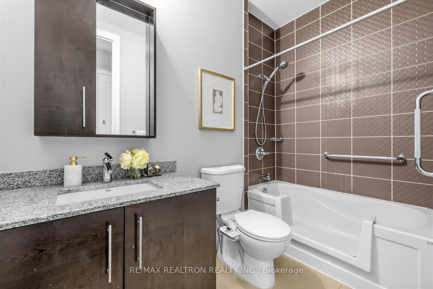 Photo 20 of Unit Ph# 2, 253 South Park Road, Markham, Commerce Valley — HOMEH